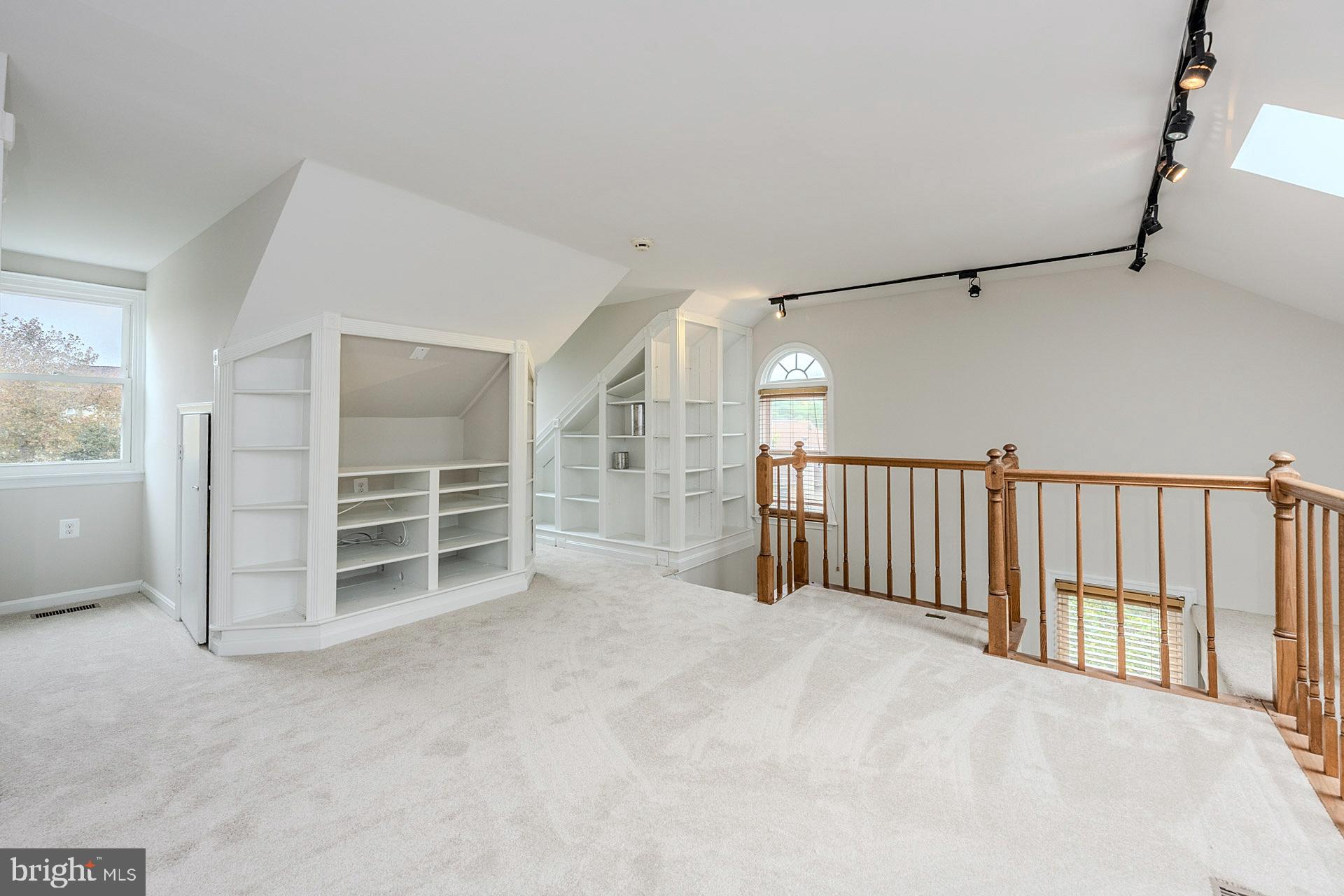 HERITAGE ESTATES - Residential