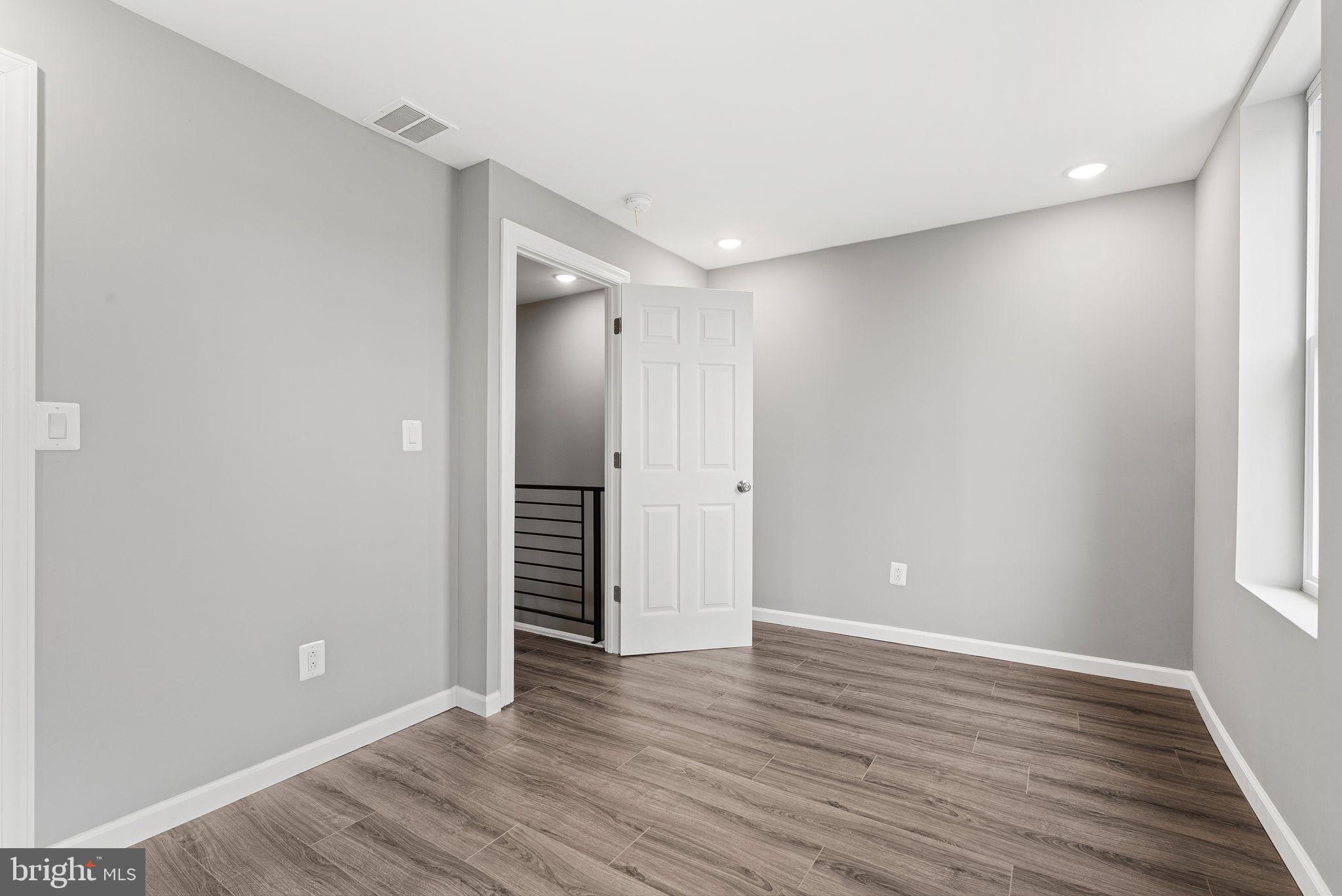 COBBS CREEK - Residential