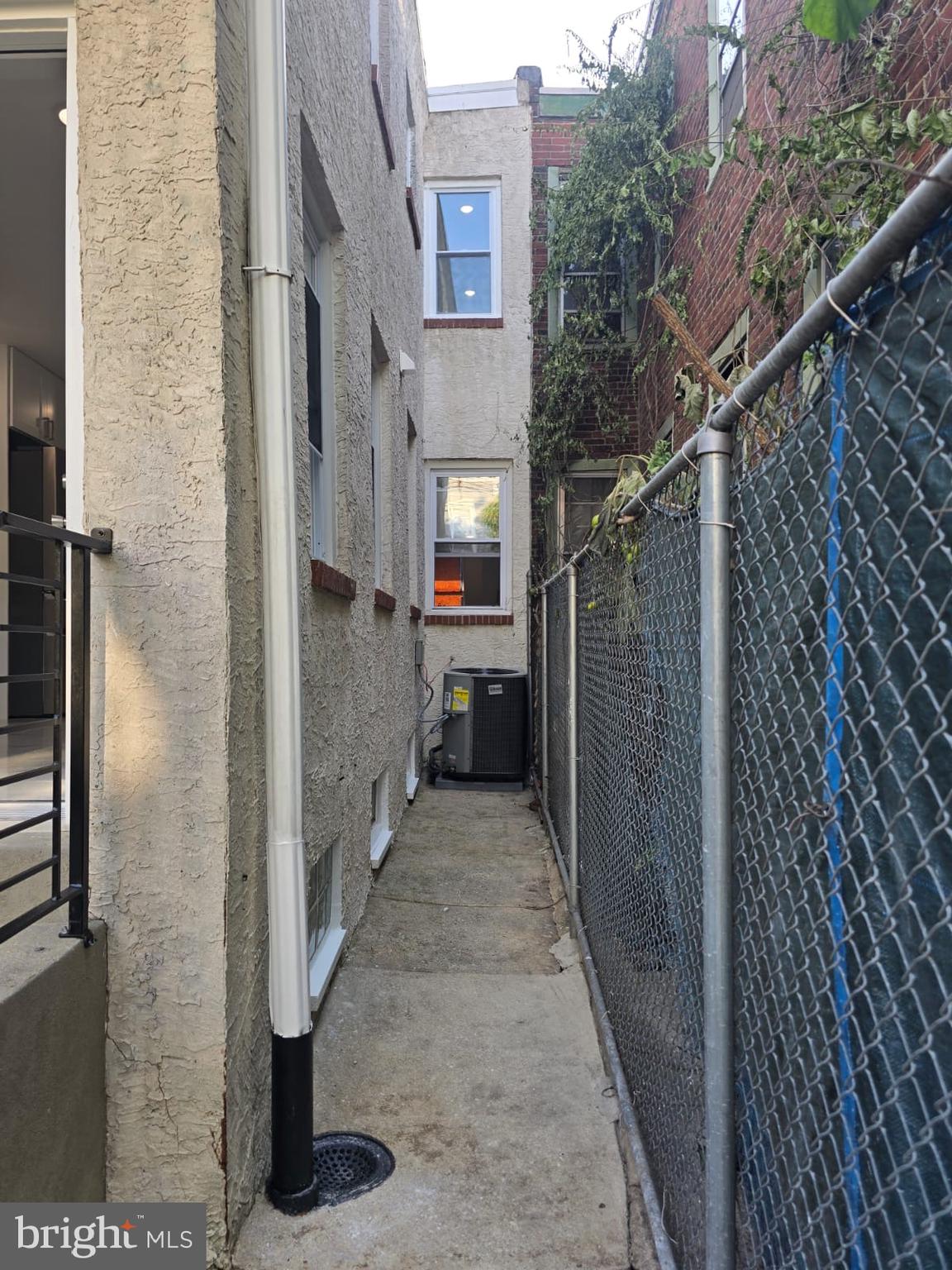 COBBS CREEK - Residential