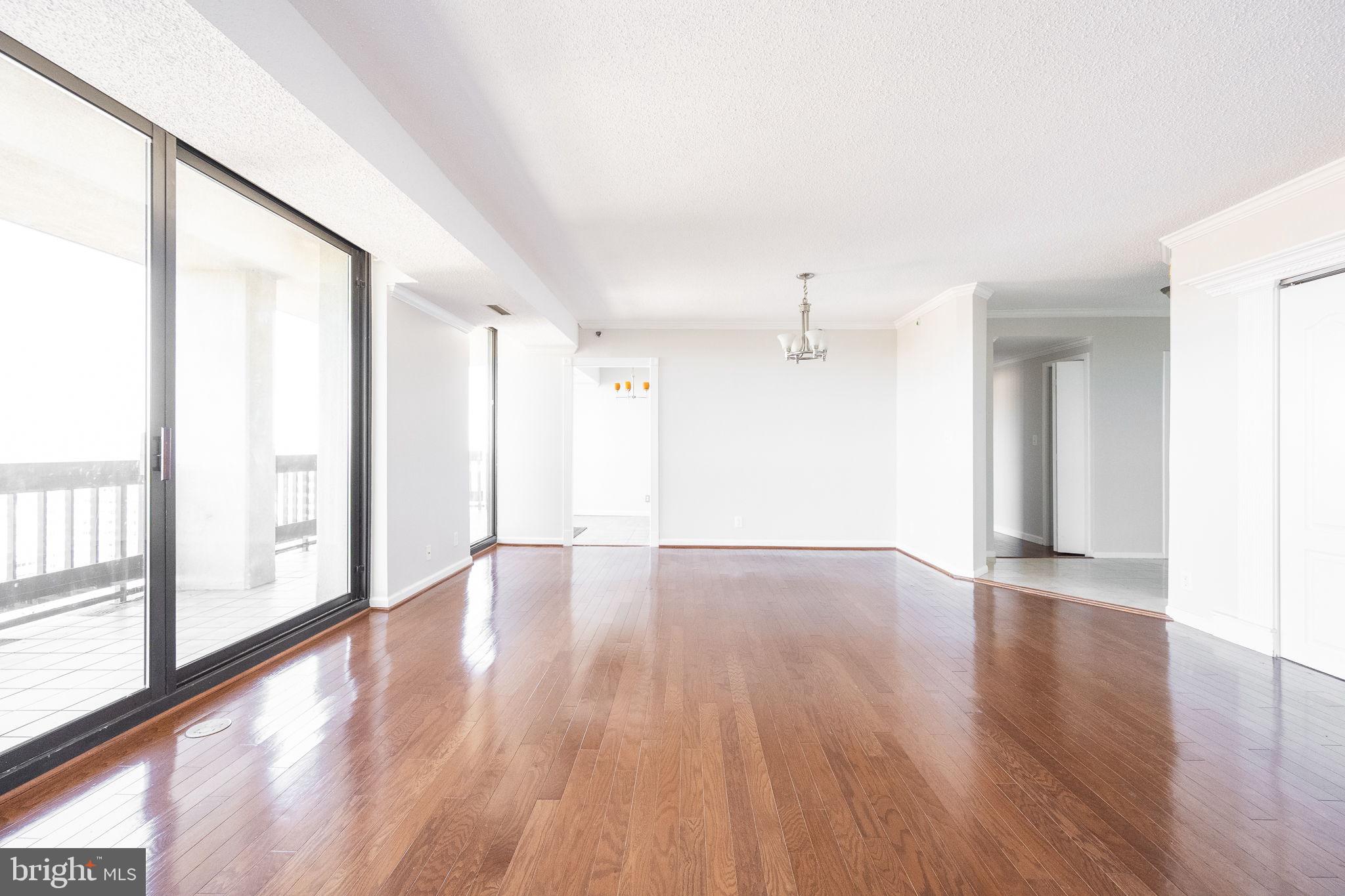 SKYLINE SQUARE CONDO - Residential Lease