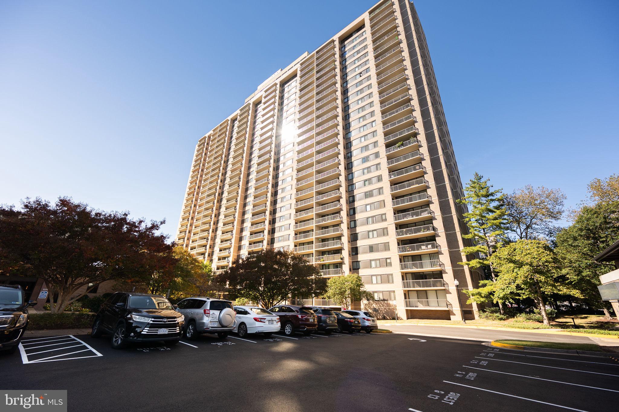 SKYLINE SQUARE CONDO - Residential Lease