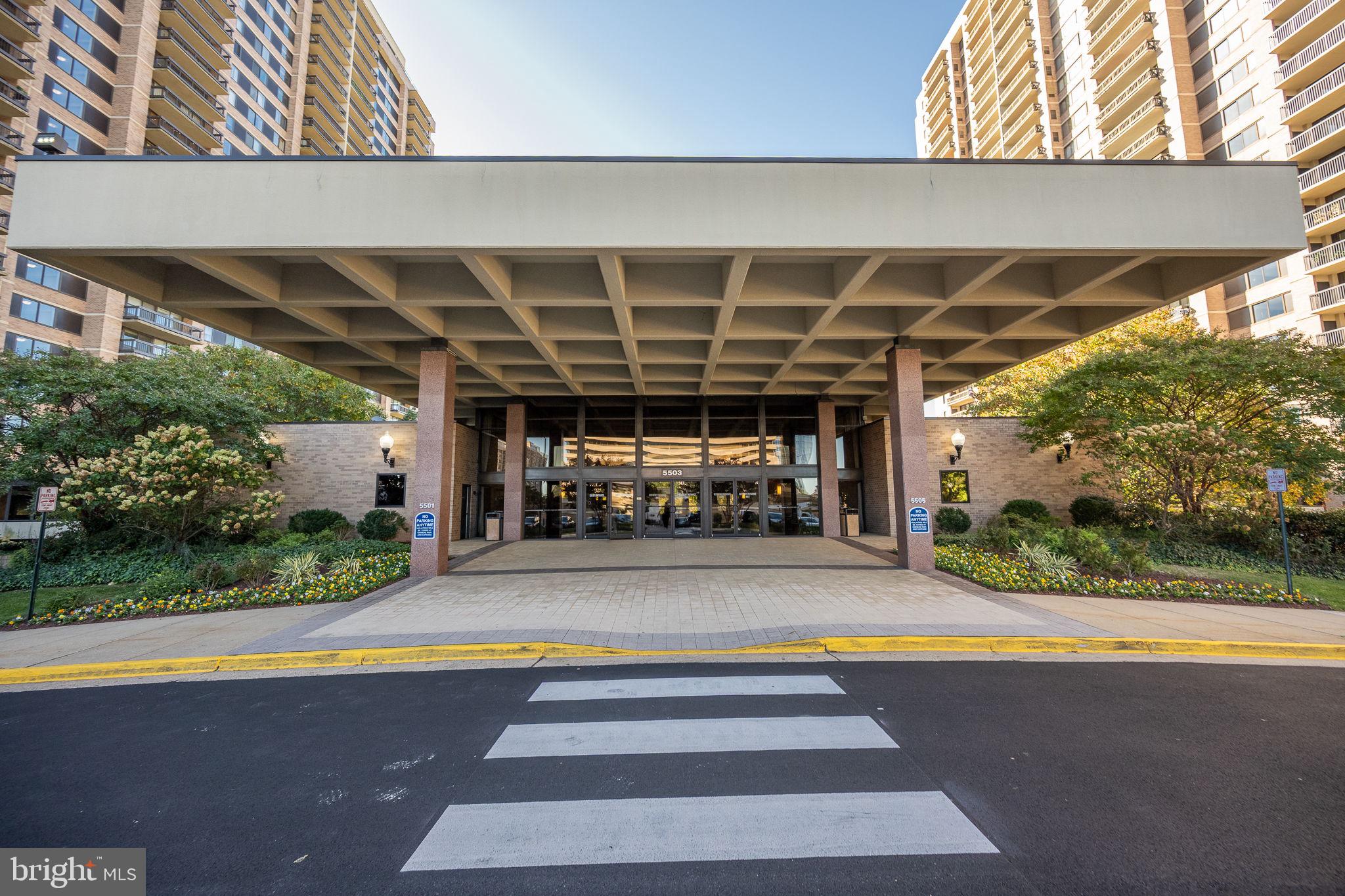 SKYLINE SQUARE CONDO - Residential Lease