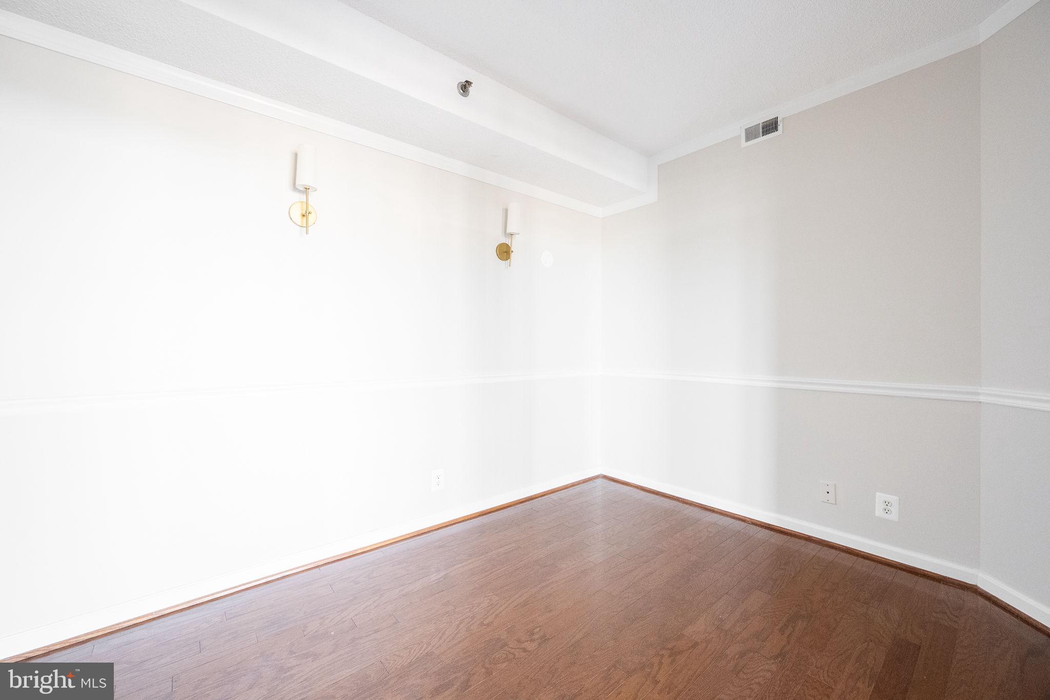 SKYLINE SQUARE CONDO - Residential Lease