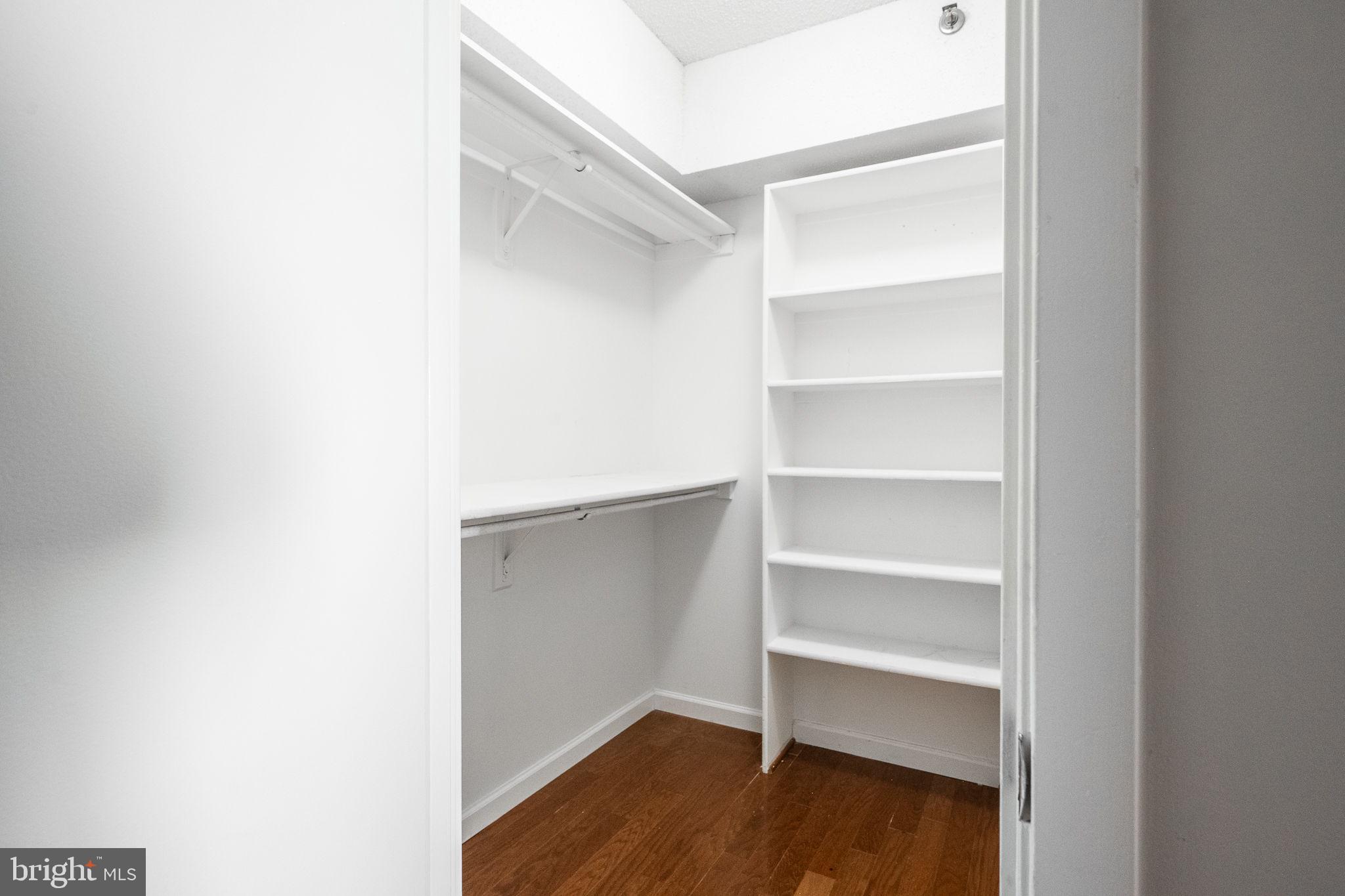 SKYLINE SQUARE CONDO - Residential Lease