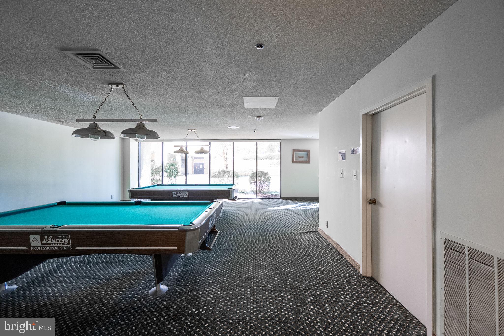 SKYLINE SQUARE CONDO - Residential Lease