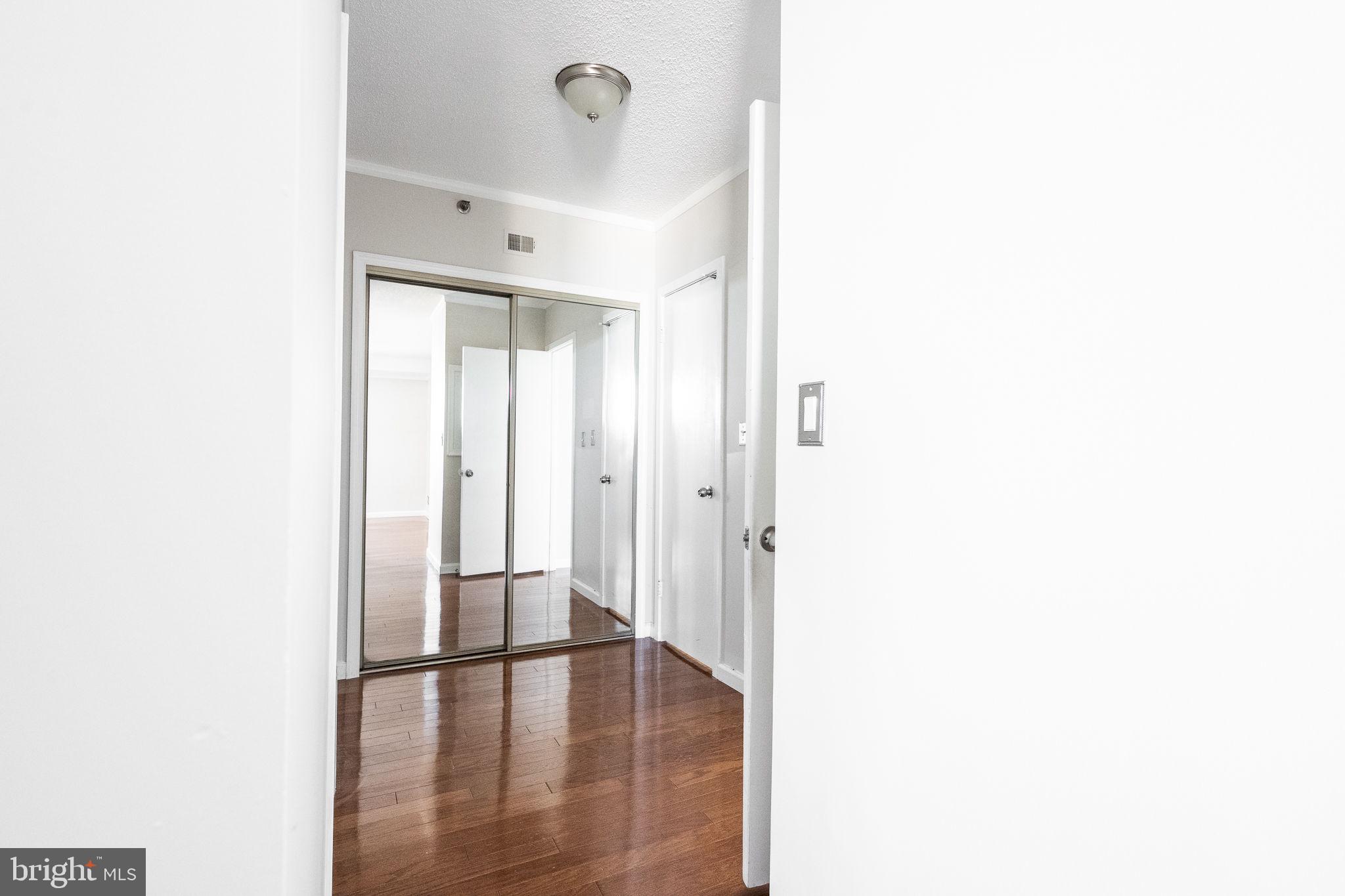 SKYLINE SQUARE CONDO - Residential Lease