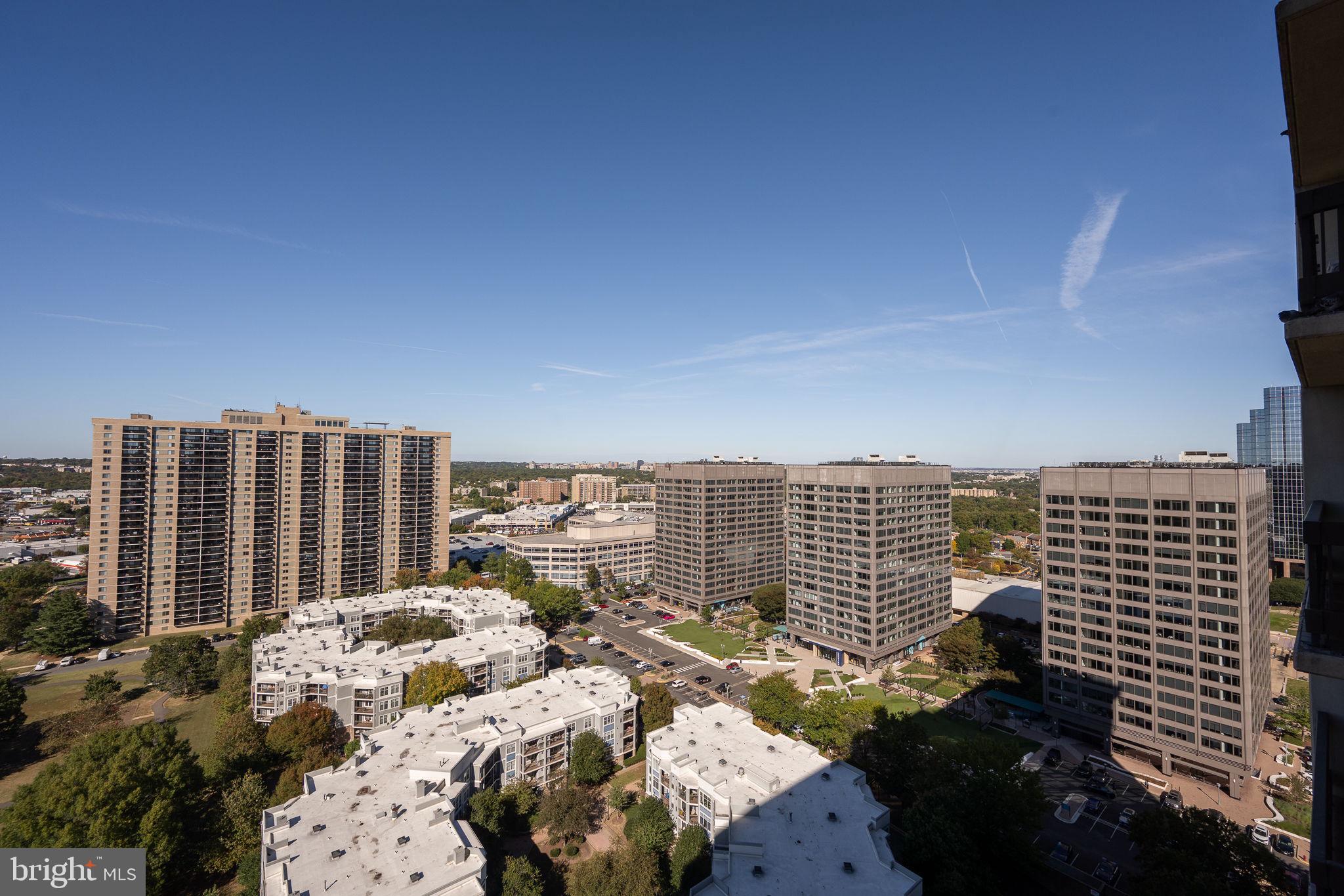 SKYLINE SQUARE CONDO - Residential Lease