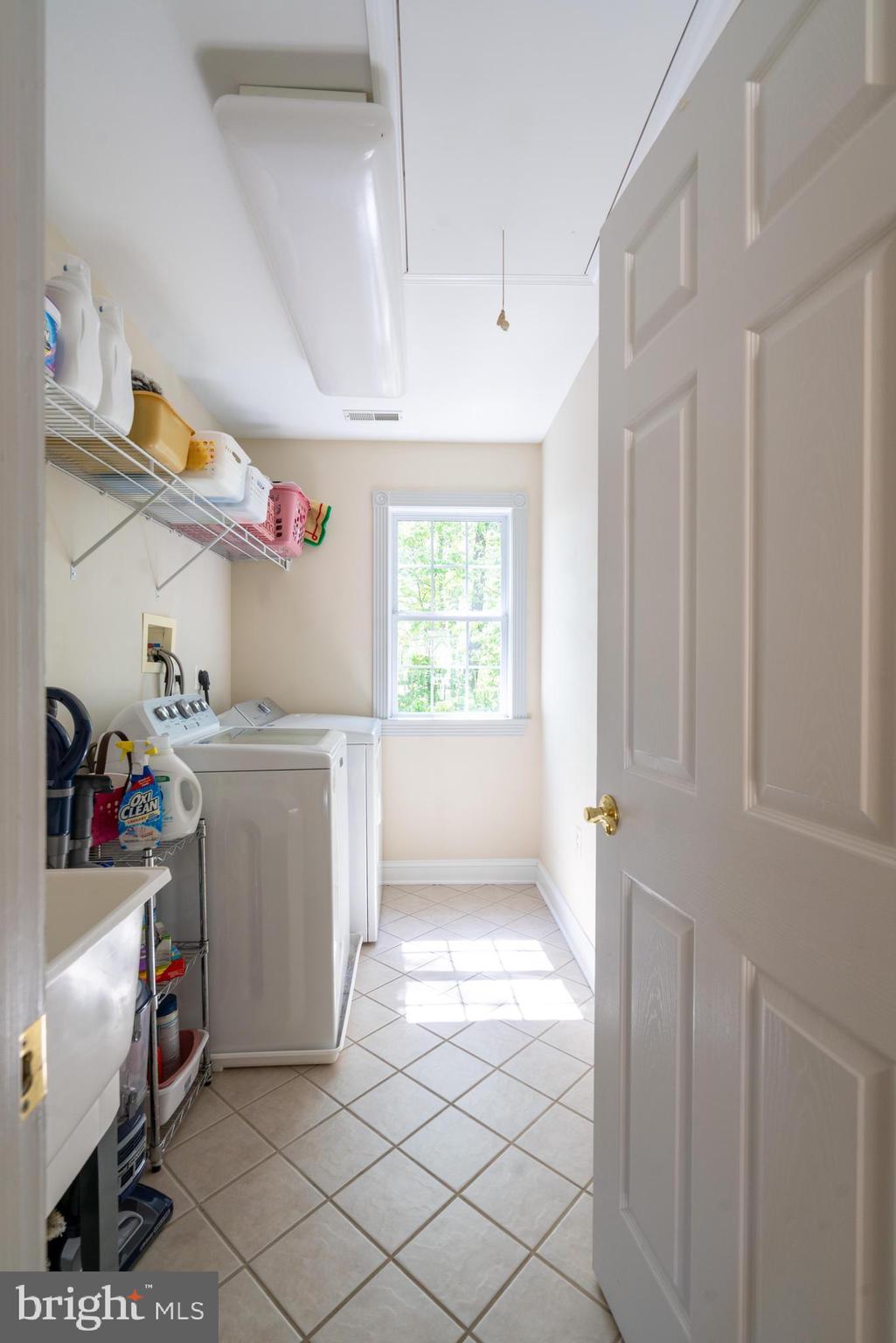 CLIVEDEN REACH - Residential