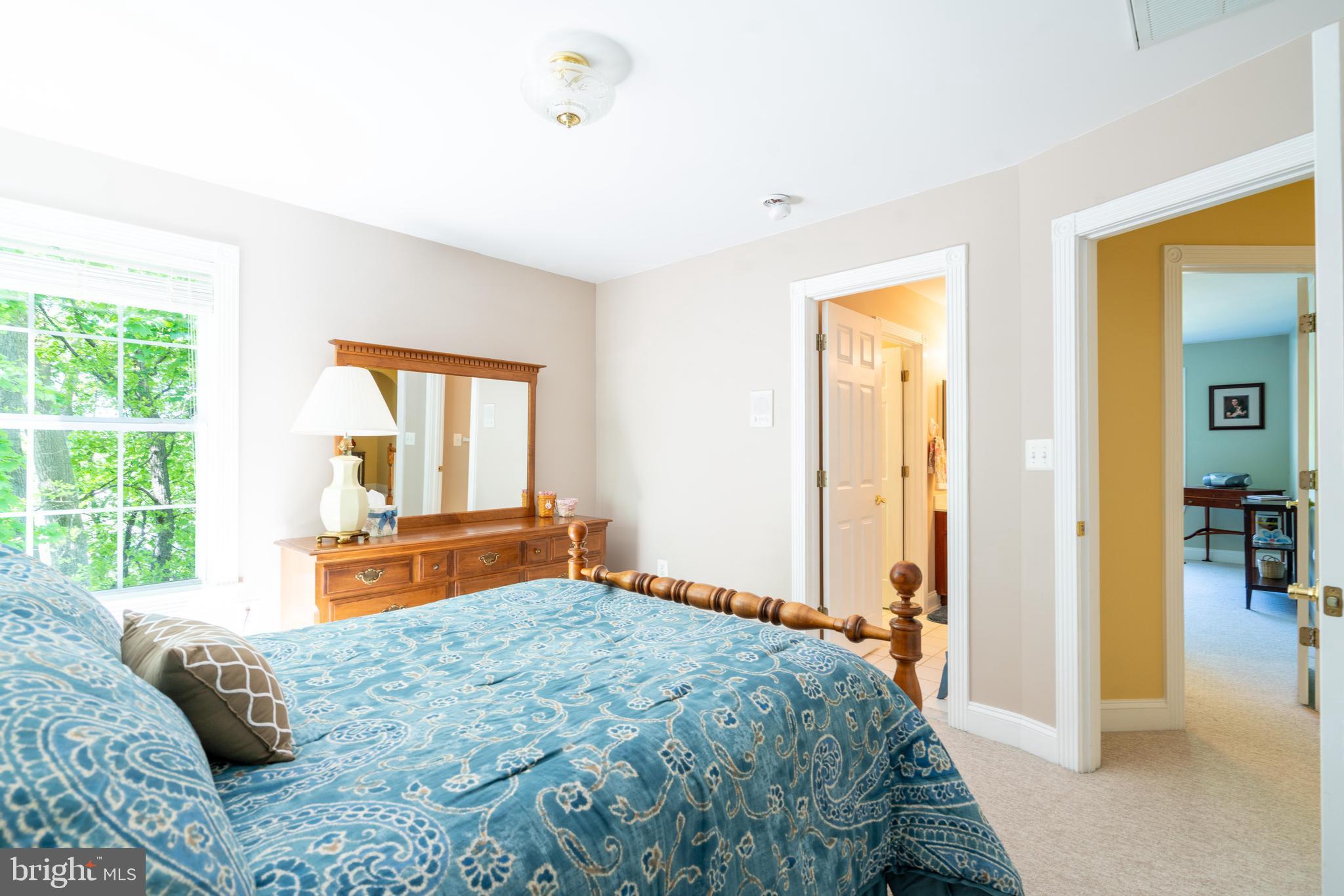 CLIVEDEN REACH - Residential