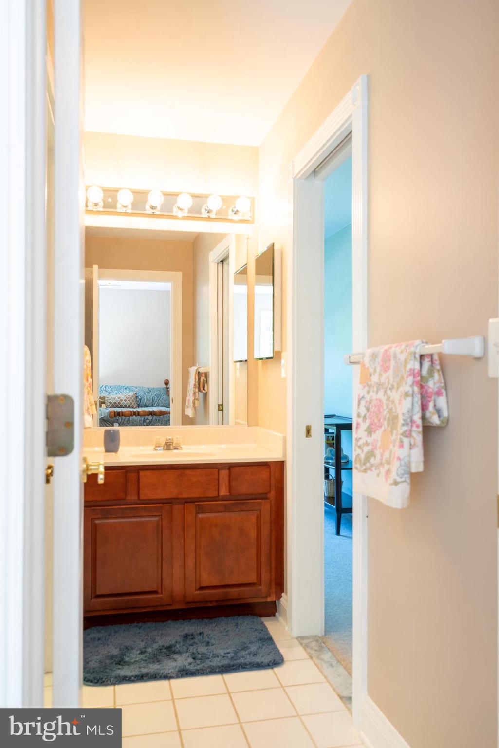 CLIVEDEN REACH - Residential