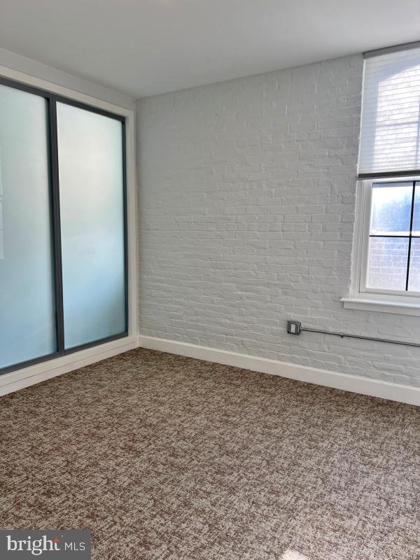 DOWNTOWN YORK - Residential Lease