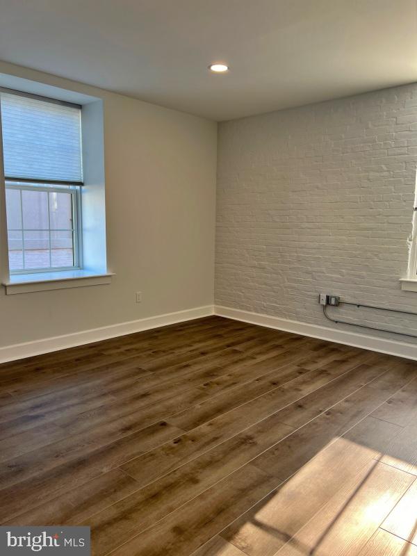 DOWNTOWN YORK - Residential Lease