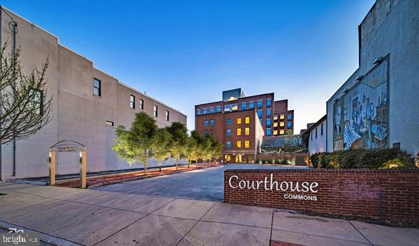 DOWNTOWN YORK - Residential Lease