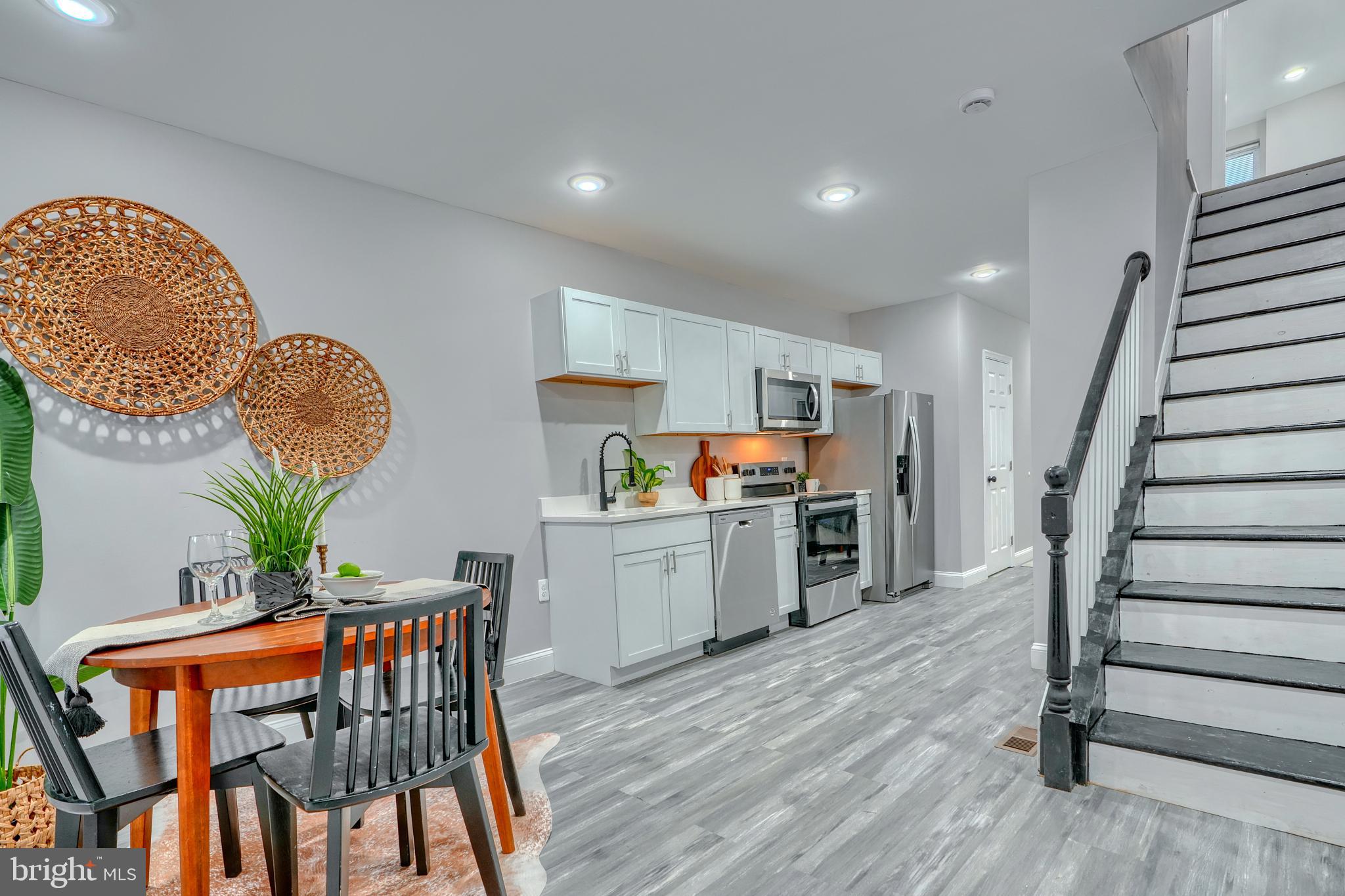 GREENMOUNT WEST - Residential