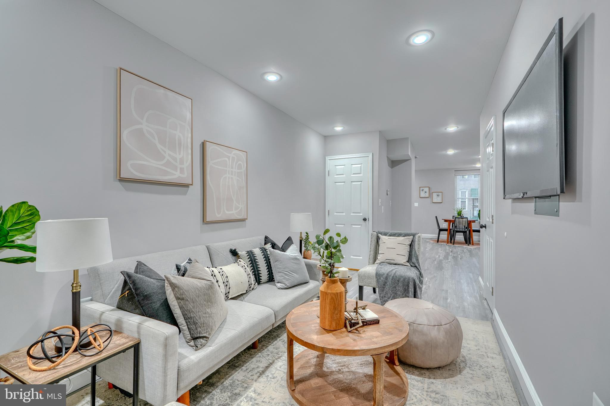 GREENMOUNT WEST - Residential