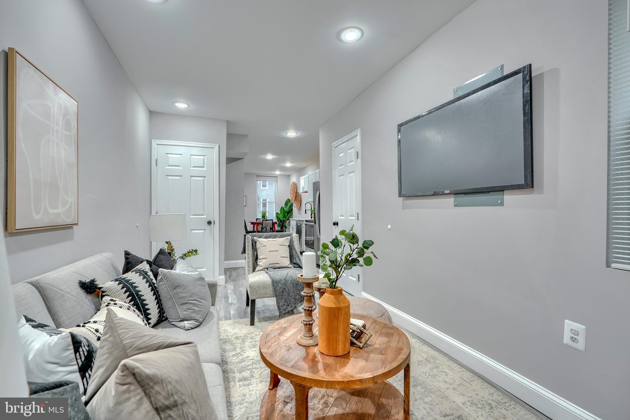 GREENMOUNT WEST - Residential