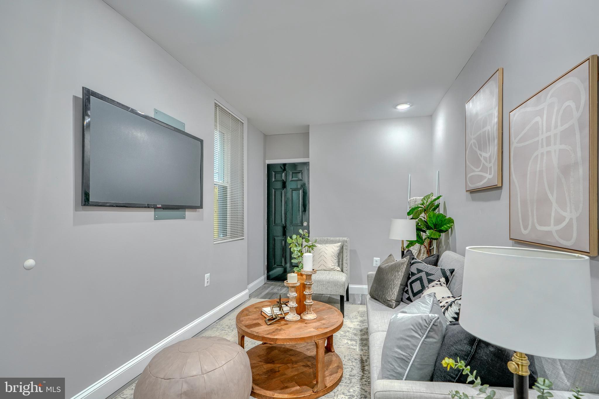 GREENMOUNT WEST - Residential