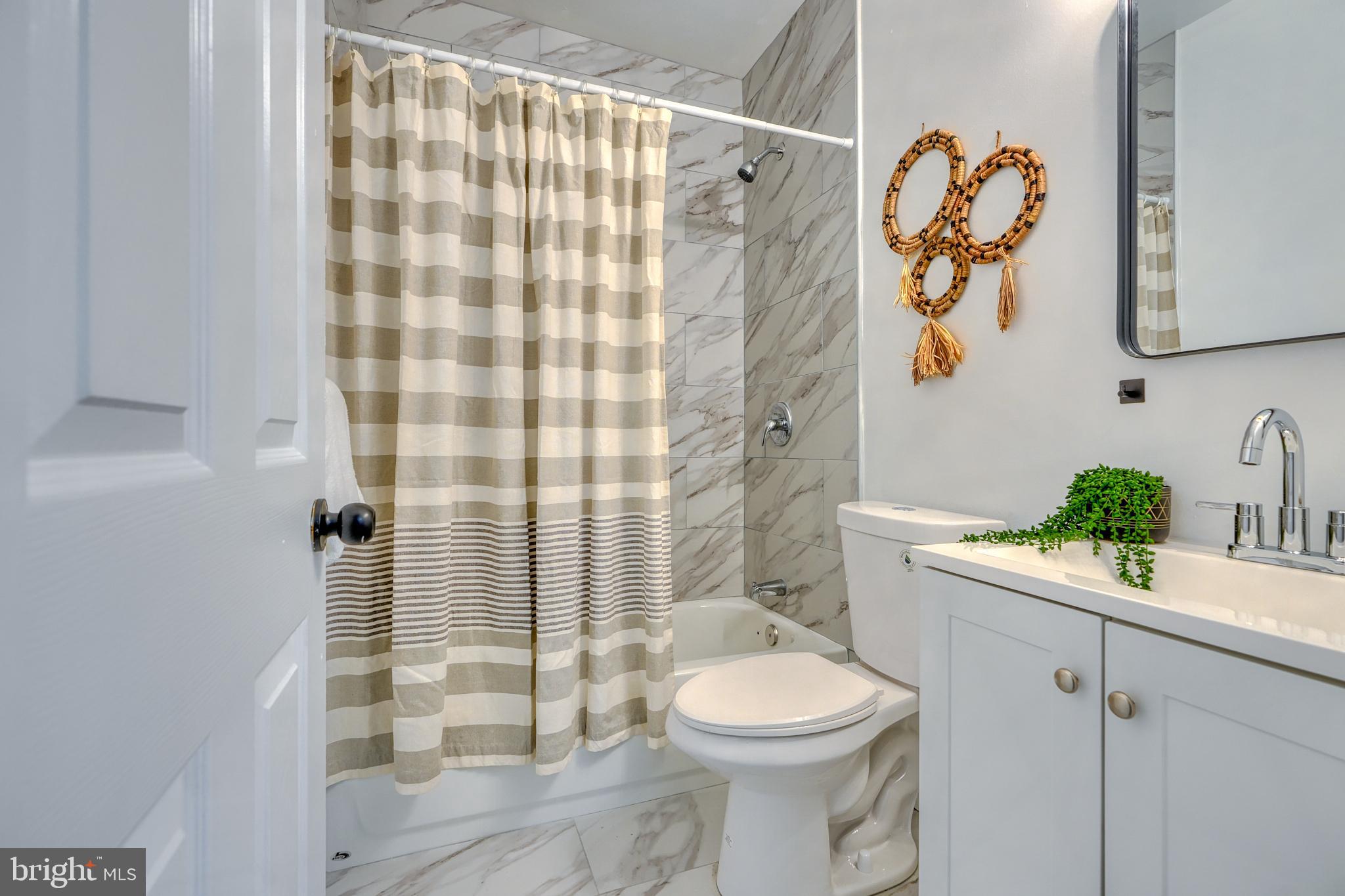 GREENMOUNT WEST - Residential