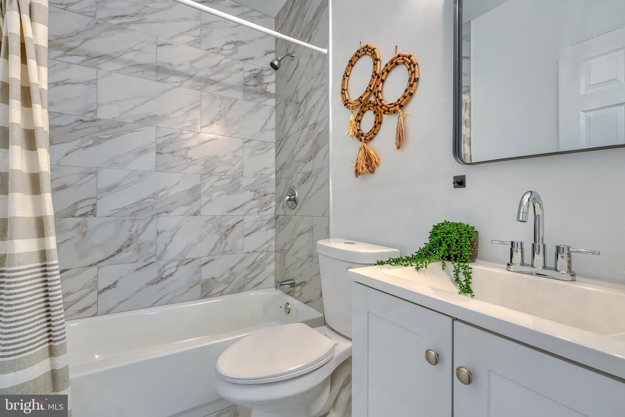 GREENMOUNT WEST - Residential