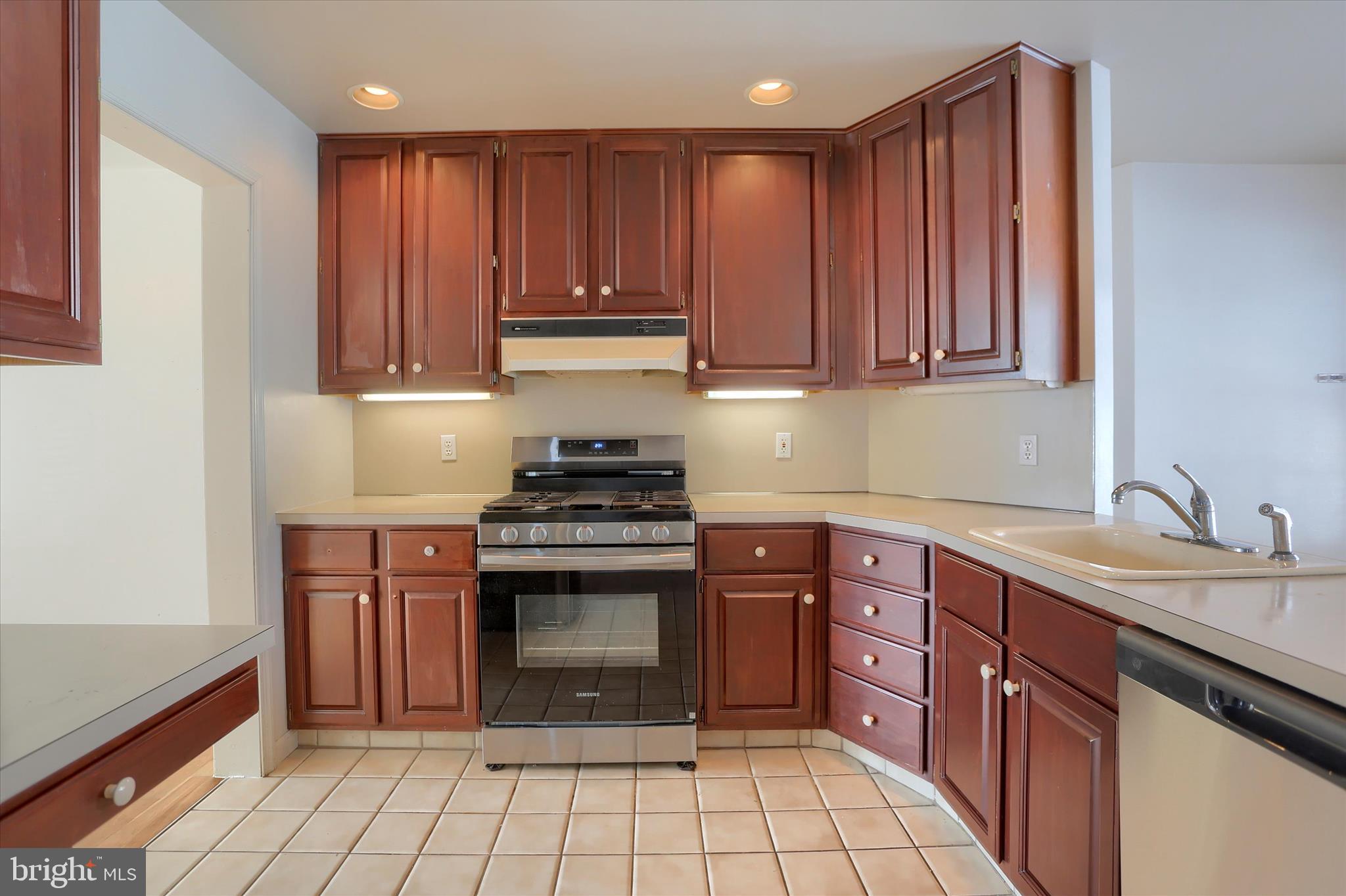 GRAYSTONE FARMS - Residential