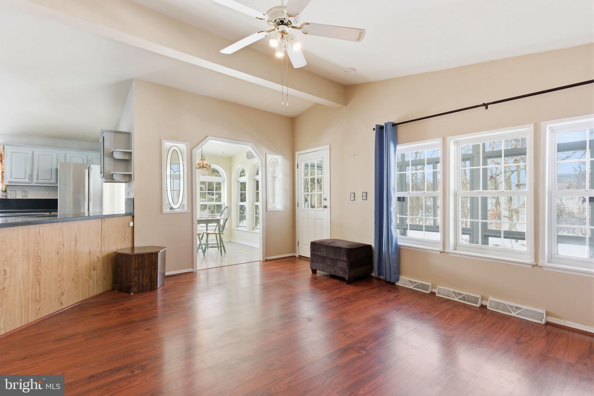 BUCKINGHAM SPRINGS - Residential