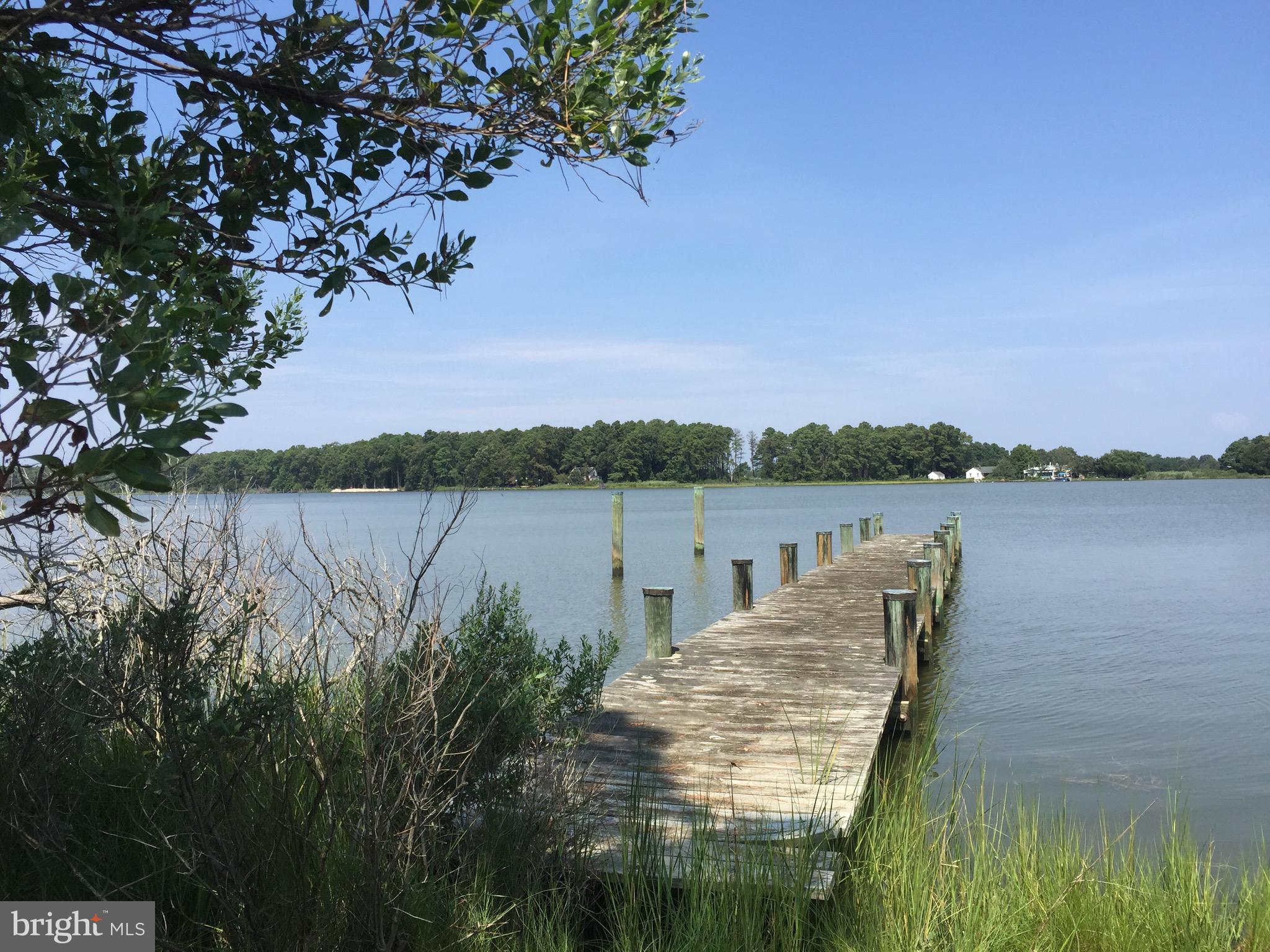 FERRY FARMS ESTATES - Land