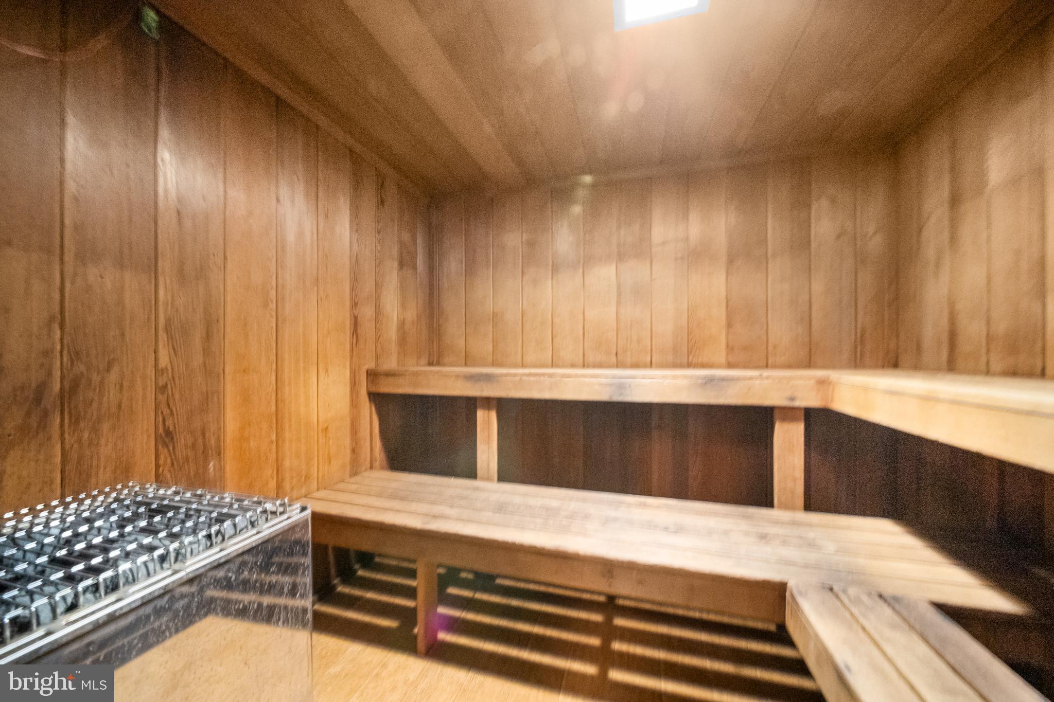 MARINA TOWERS - Residential