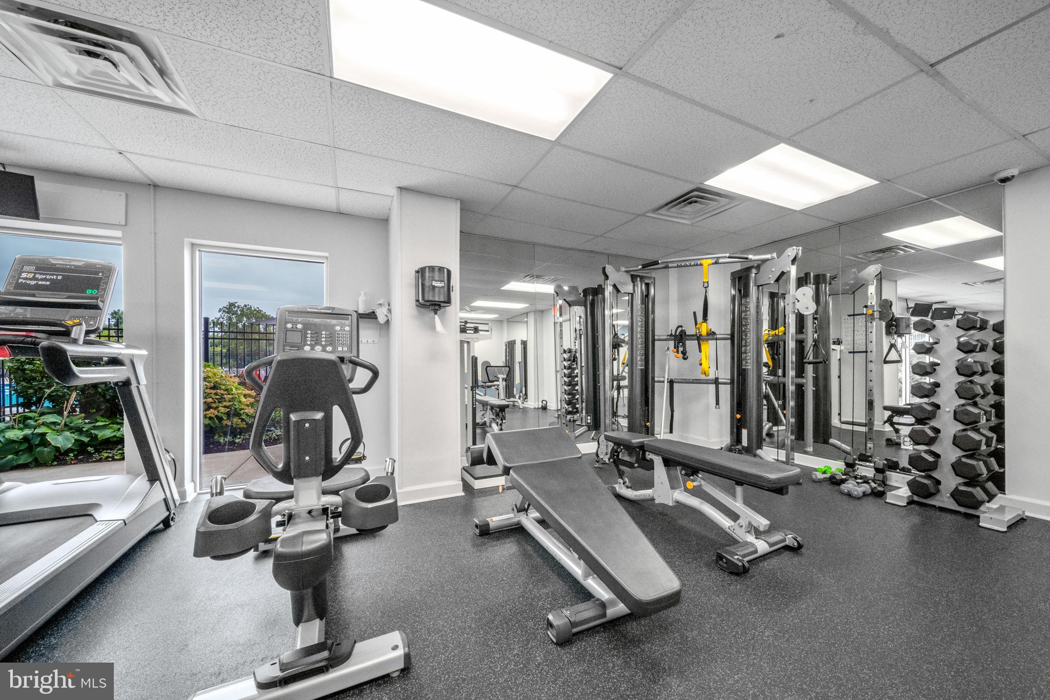 MARINA TOWERS - Residential