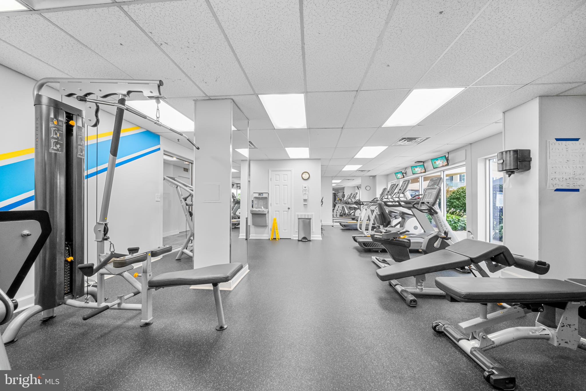 MARINA TOWERS - Residential