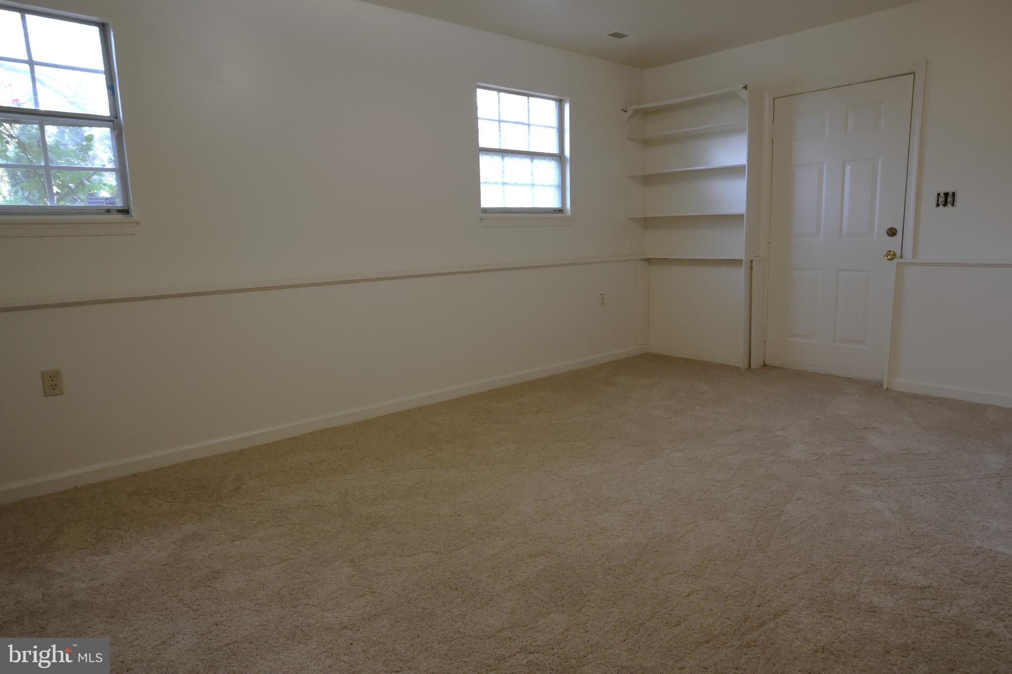 BREEZEWOOD - Residential