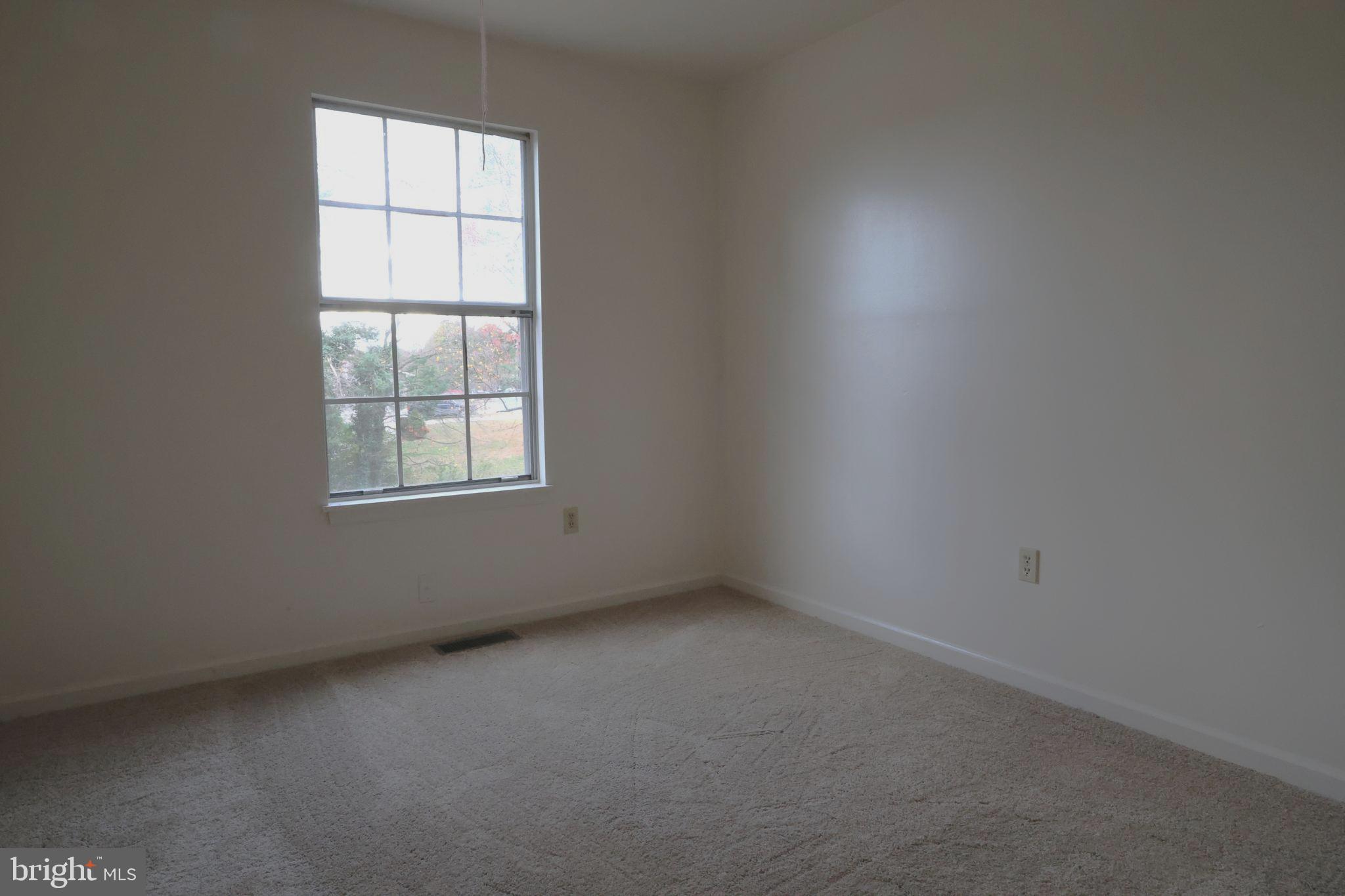 BREEZEWOOD - Residential