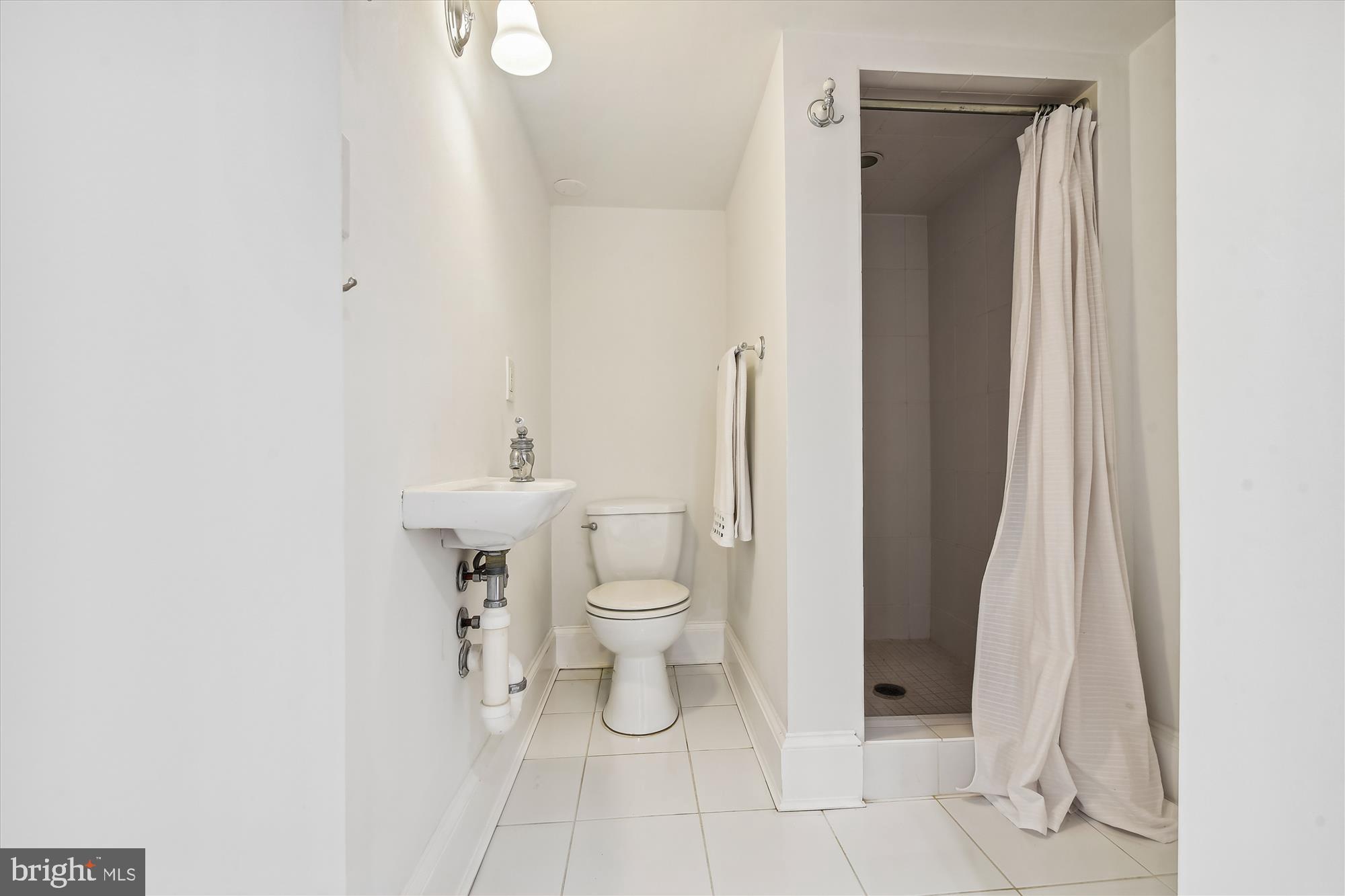 CHEVY CHASE TERRACE - Residential