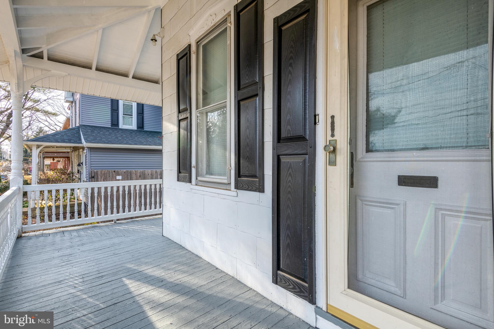 19 W COTTAGE AVENUE
