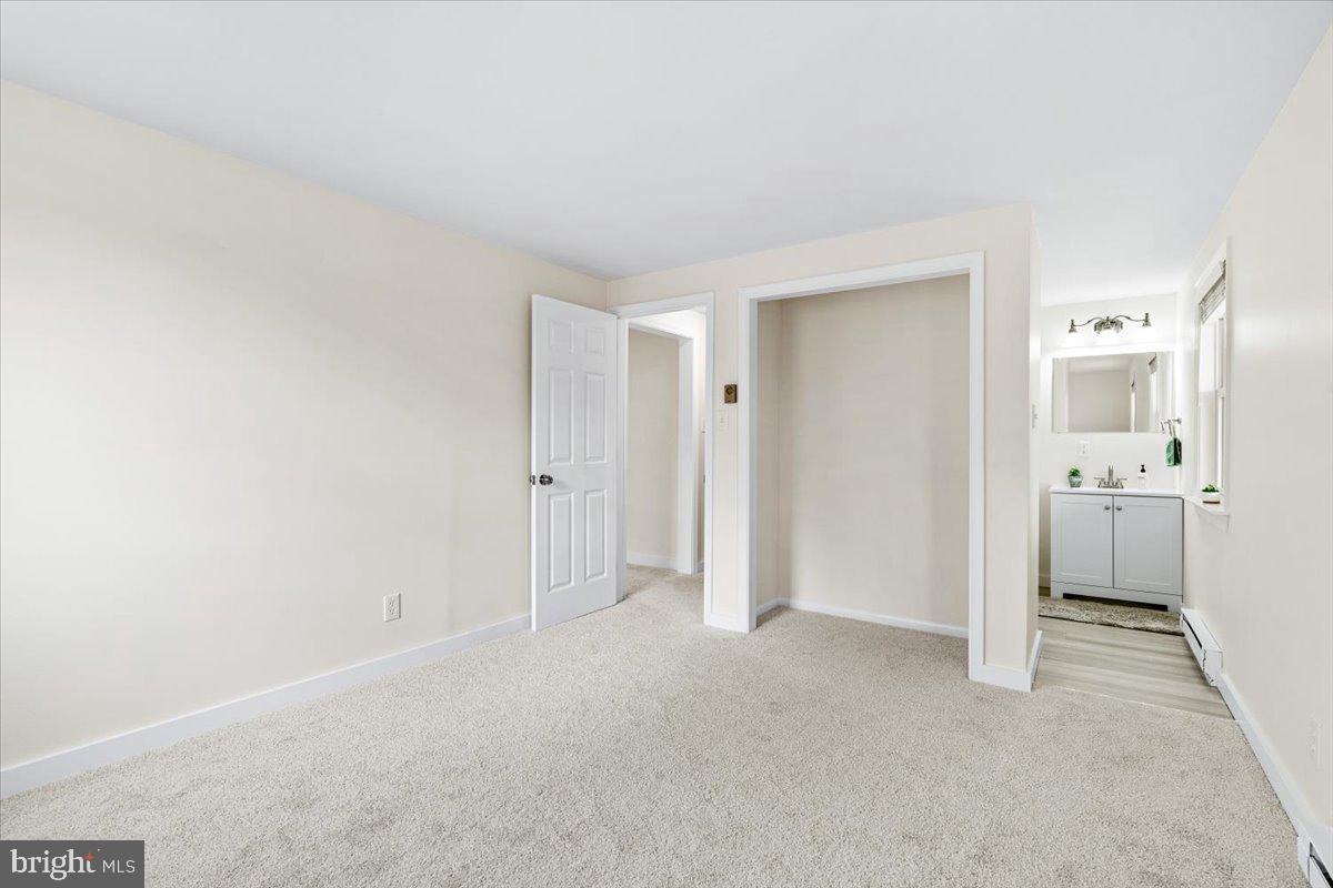 HAGERSTOWN - Residential