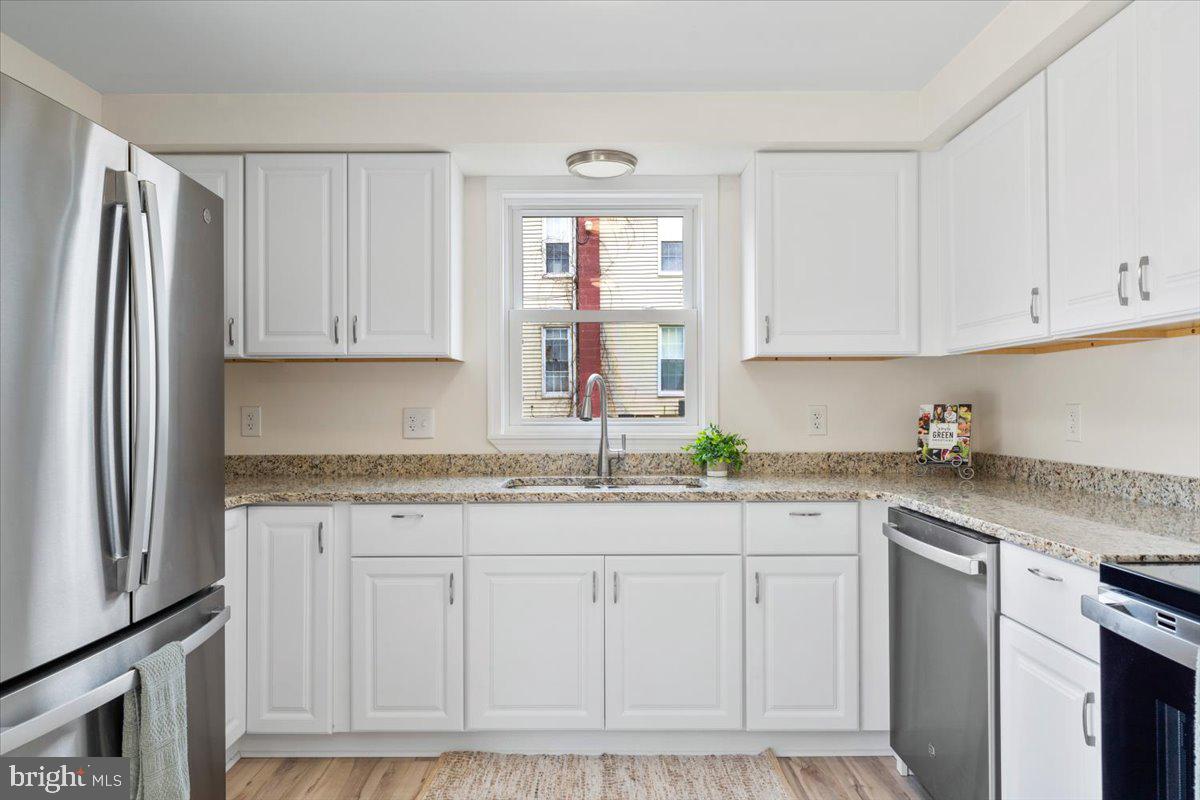 HAGERSTOWN - Residential