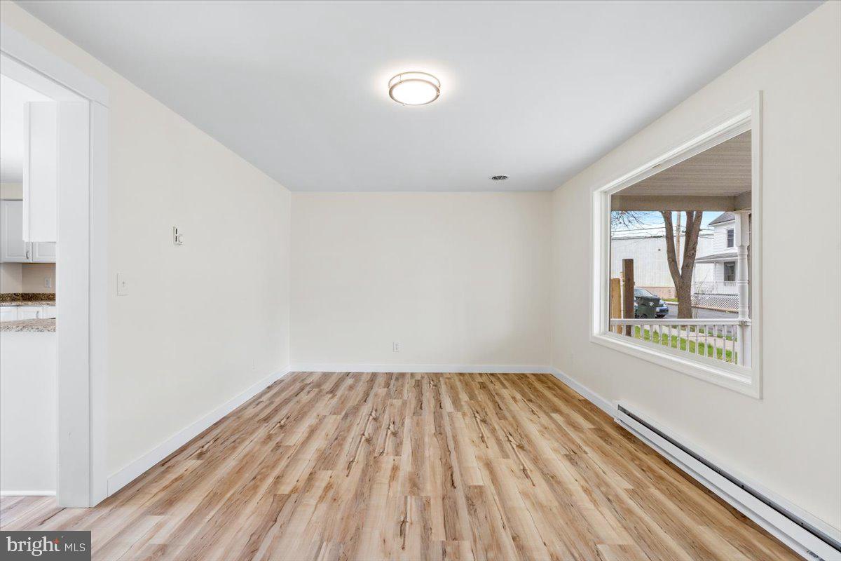 HAGERSTOWN - Residential