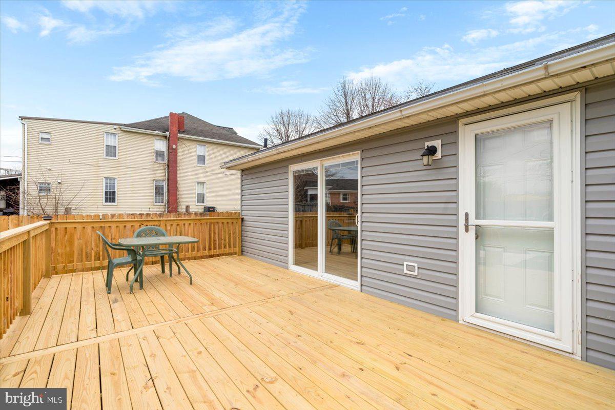 HAGERSTOWN - Residential