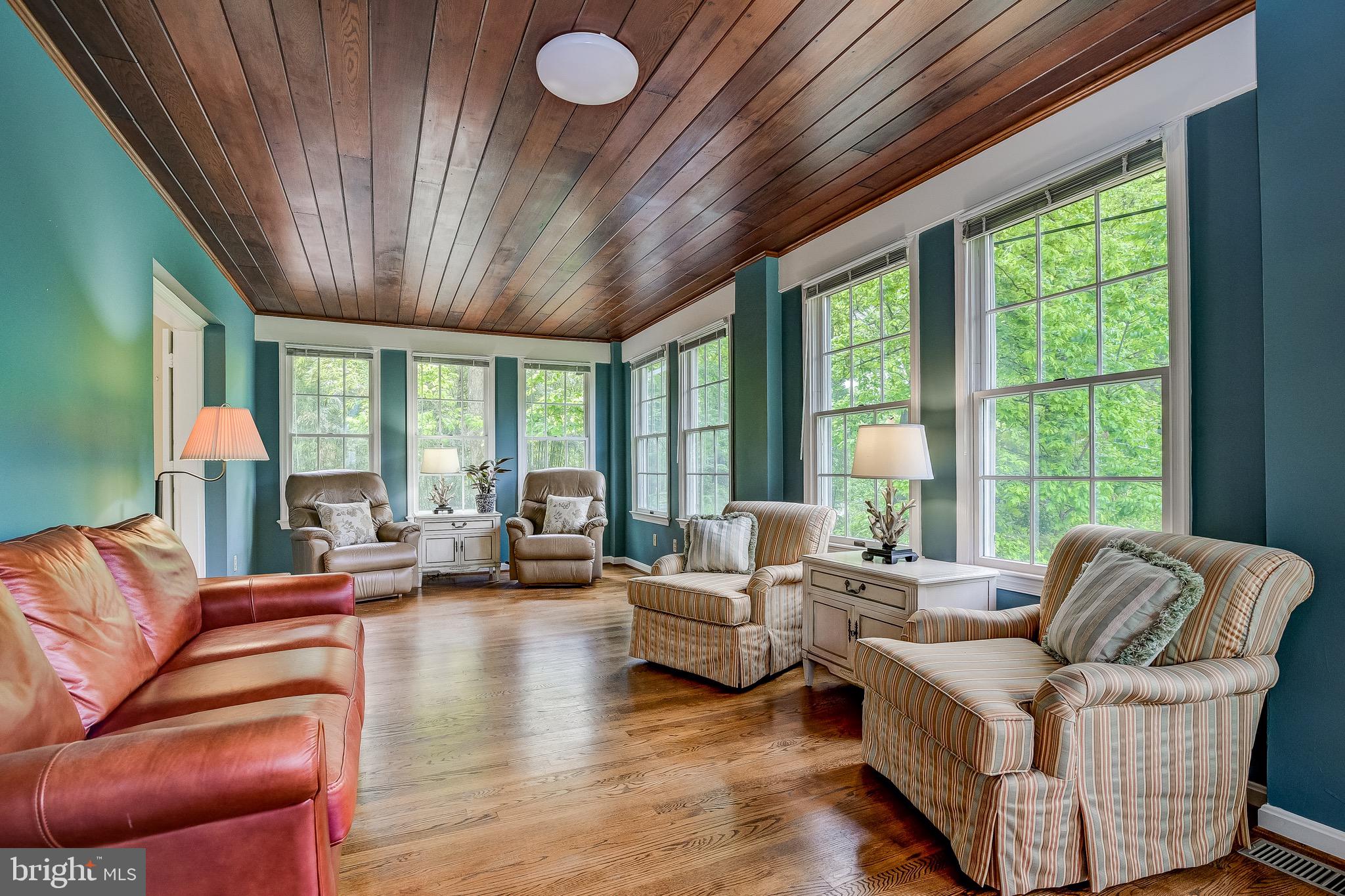 ROCKVILLE HEIGHTS - Residential