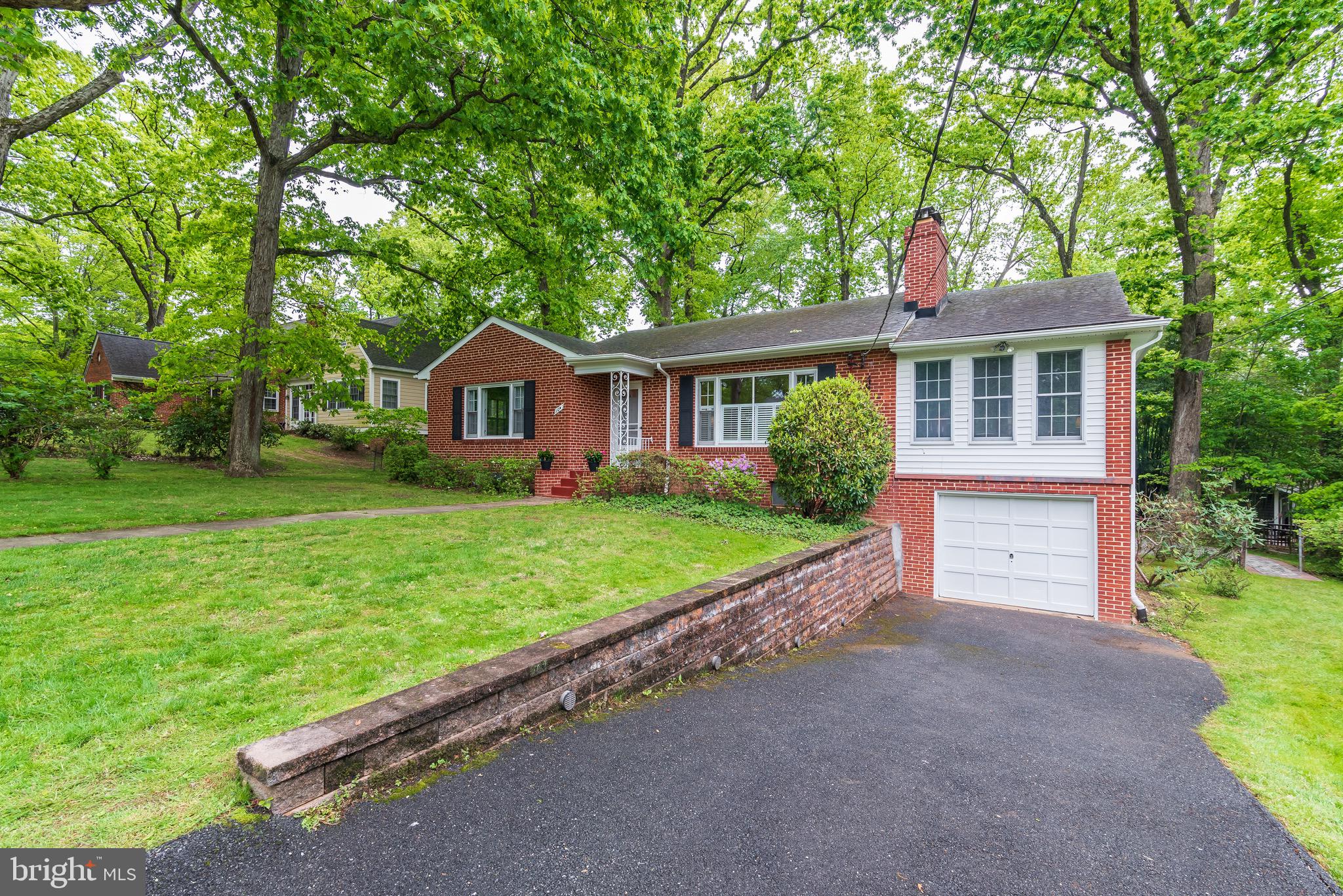 ROCKVILLE HEIGHTS - Residential