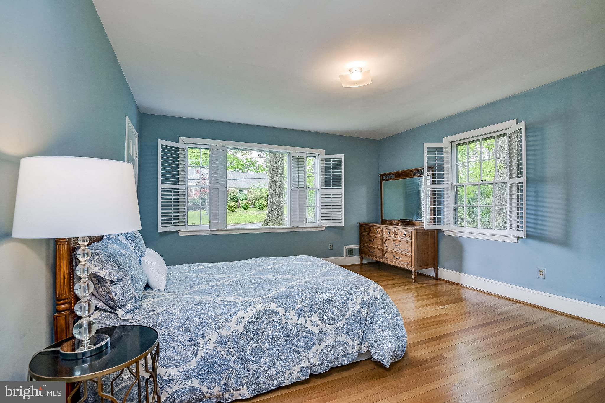 ROCKVILLE HEIGHTS - Residential