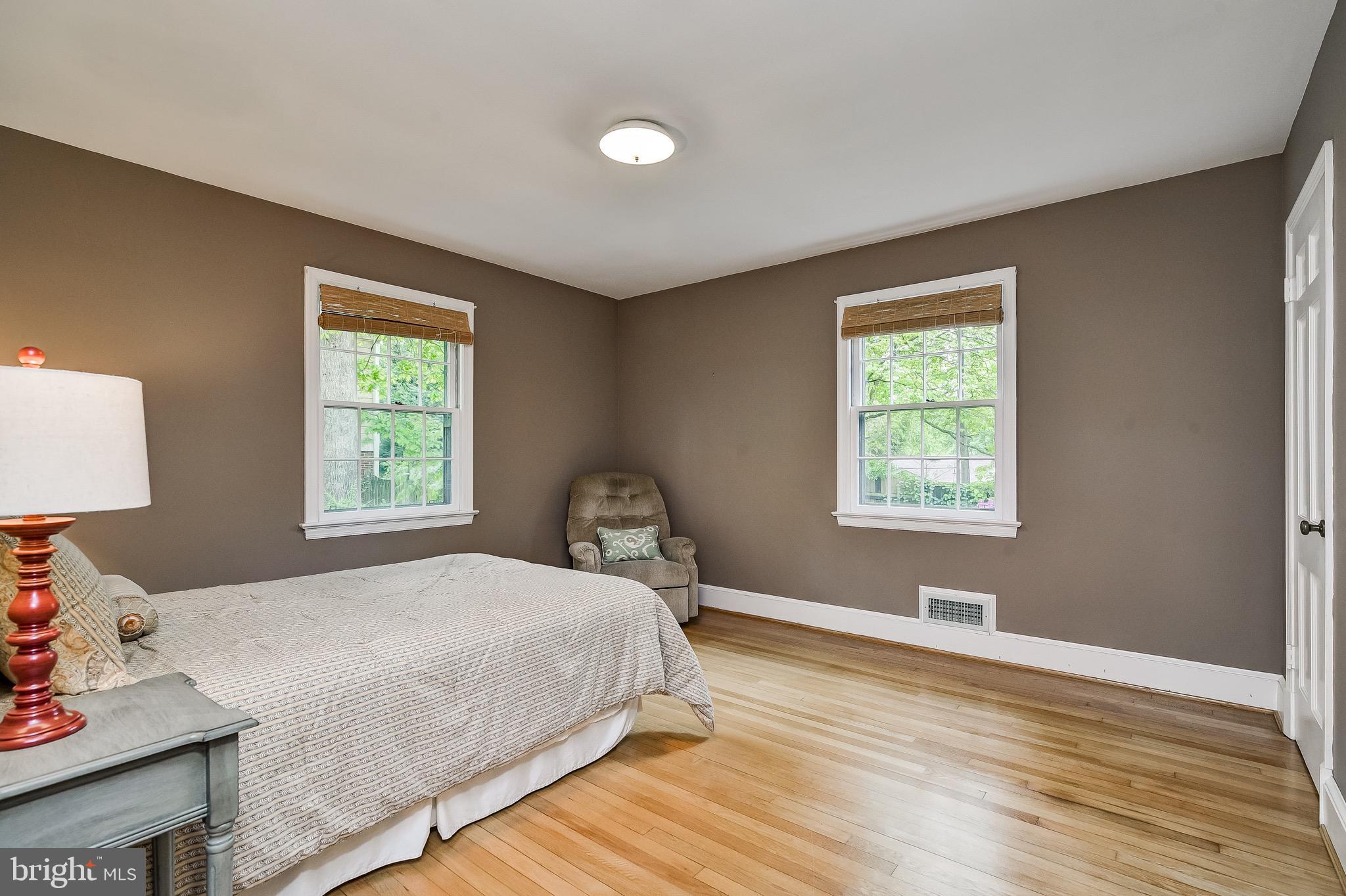 ROCKVILLE HEIGHTS - Residential