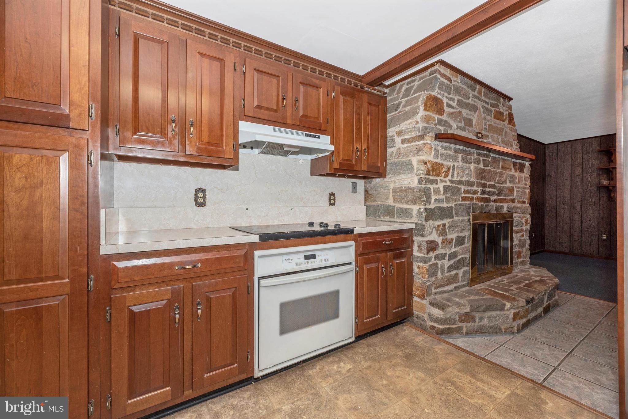 MILLS MANOR ESTATES - Residential