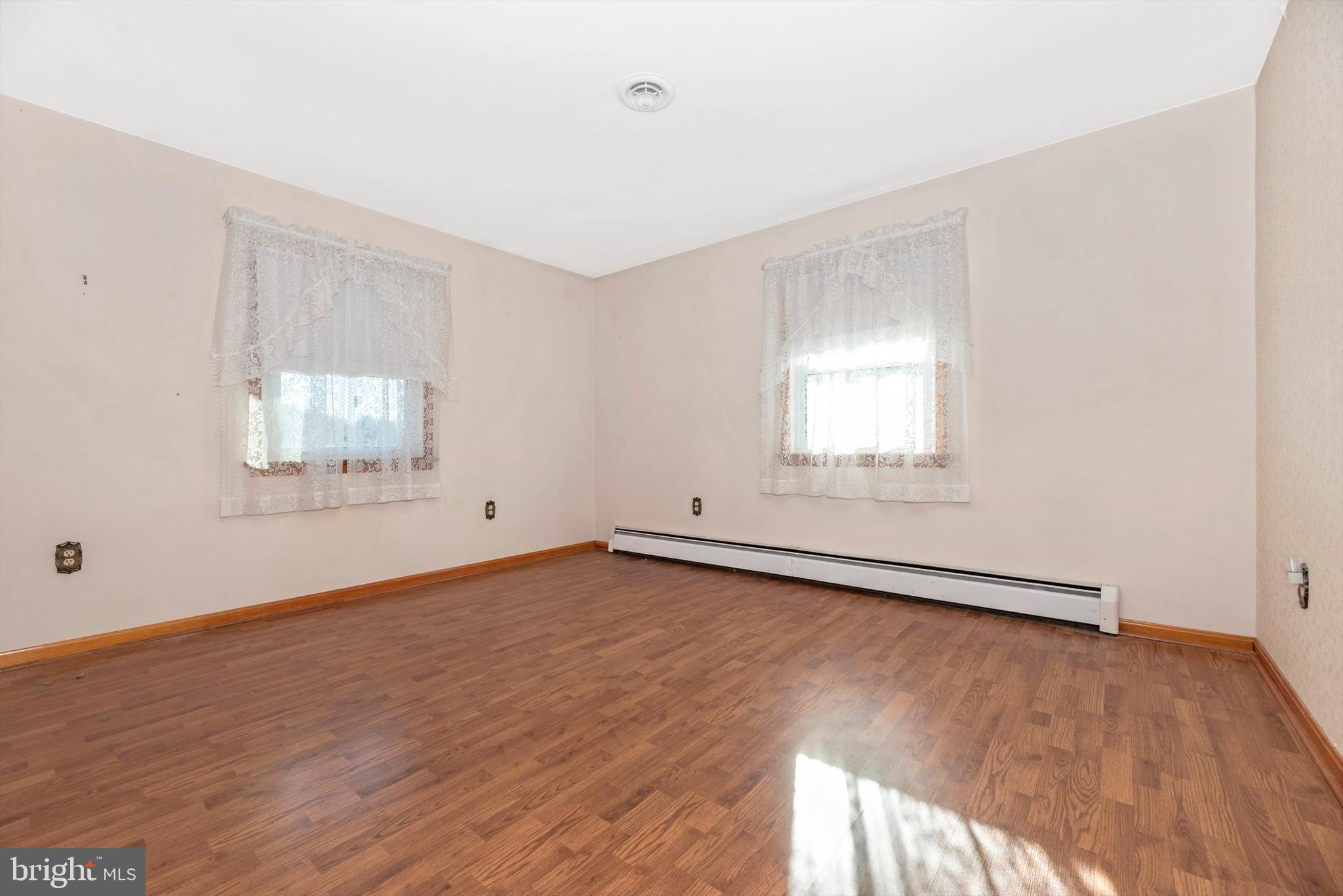 MILLS MANOR ESTATES - Residential