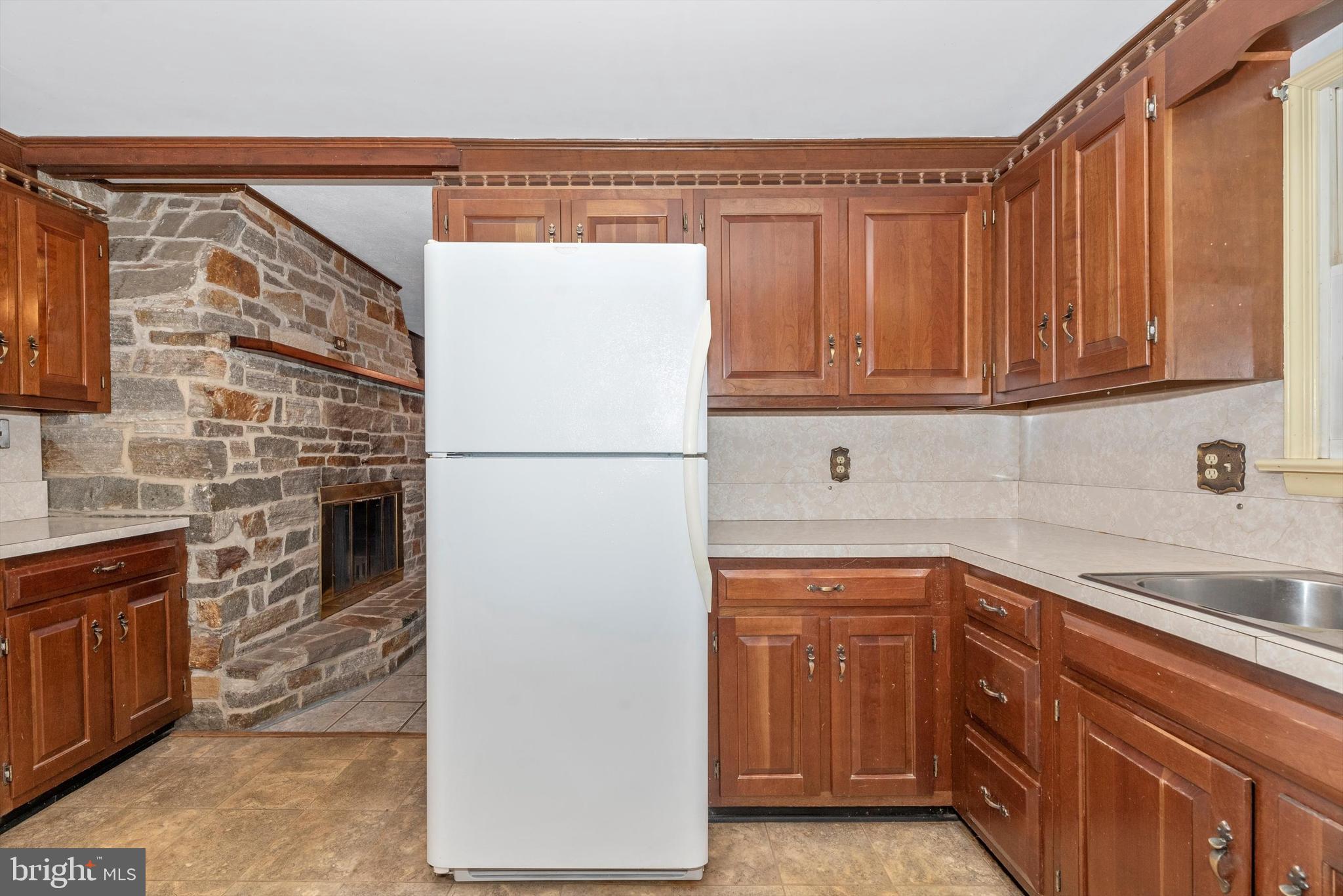 MILLS MANOR ESTATES - Residential