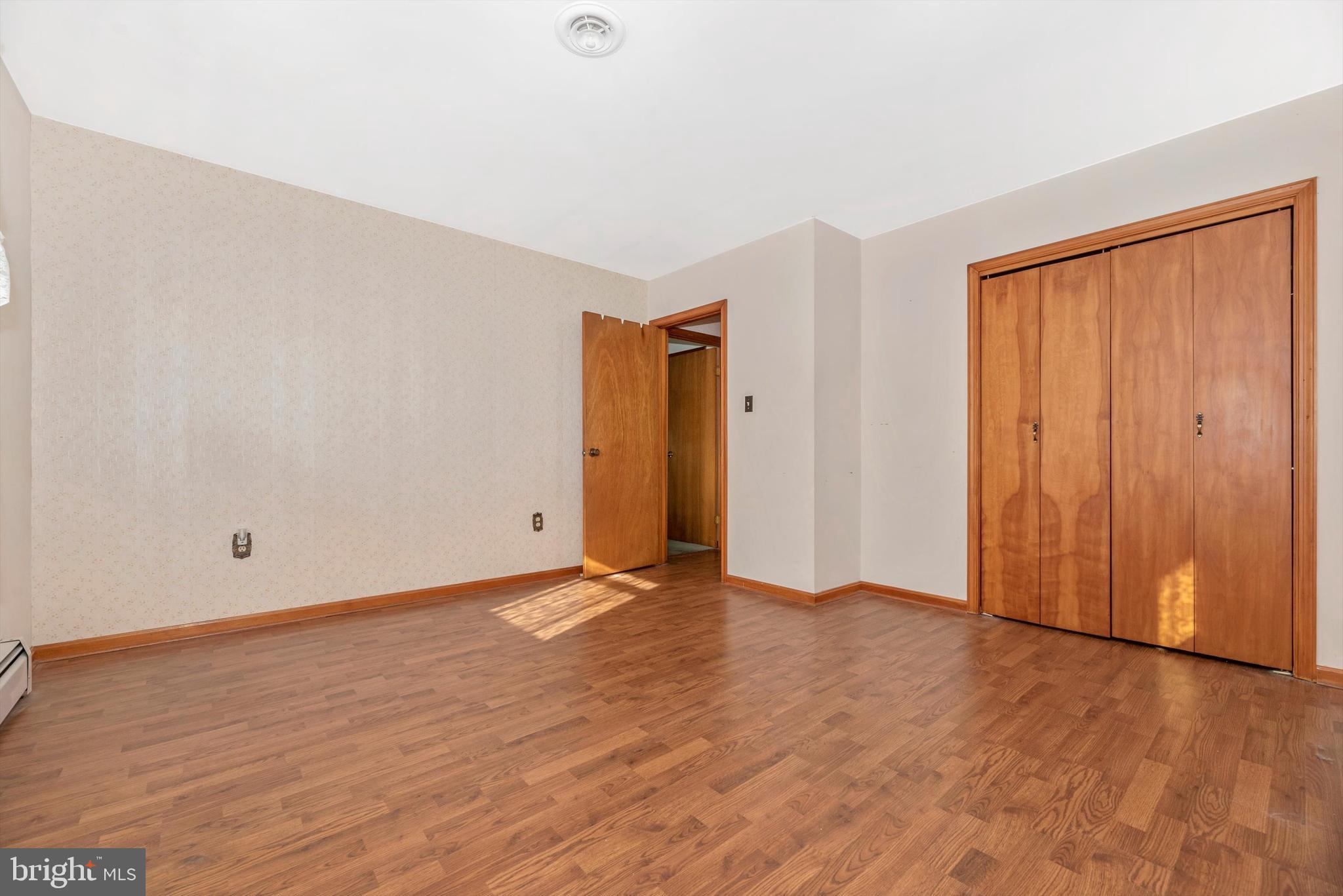 MILLS MANOR ESTATES - Residential