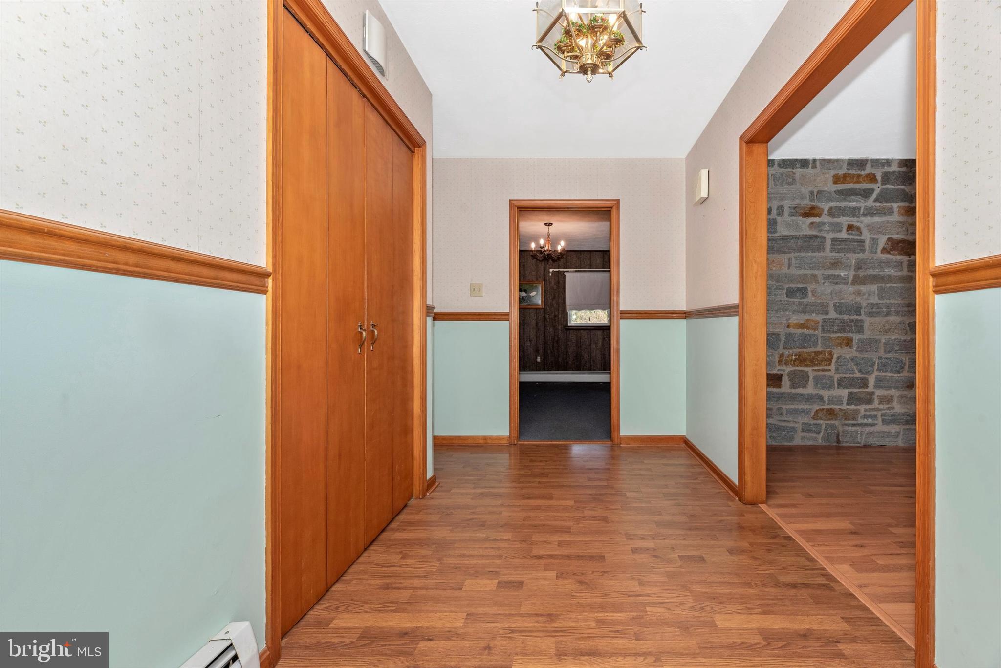 MILLS MANOR ESTATES - Residential