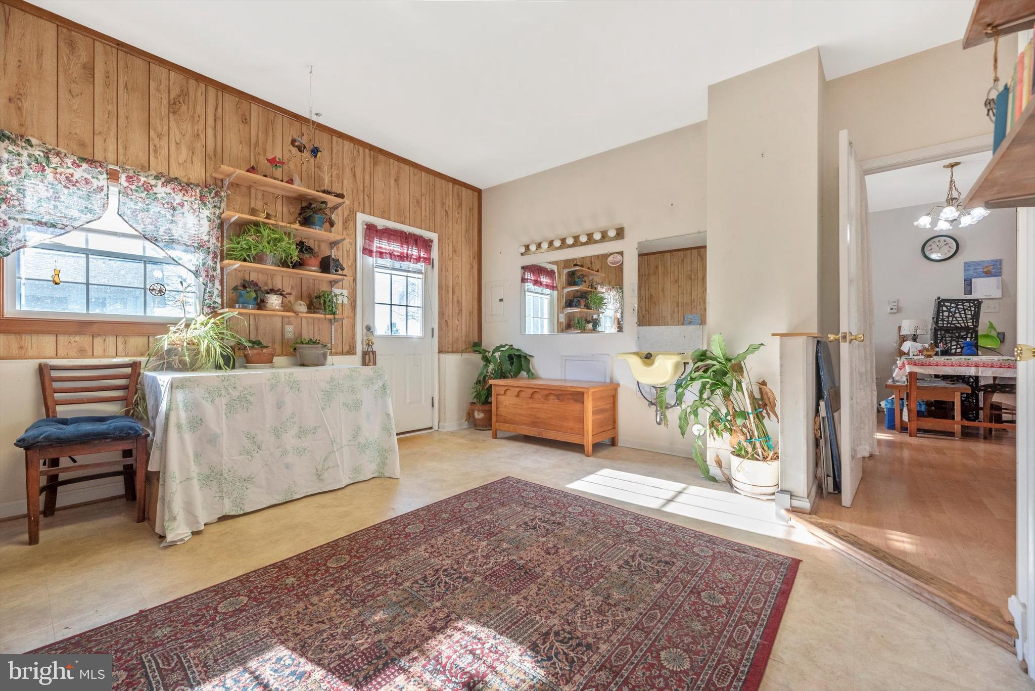 MILLS MANOR ESTATES - Residential