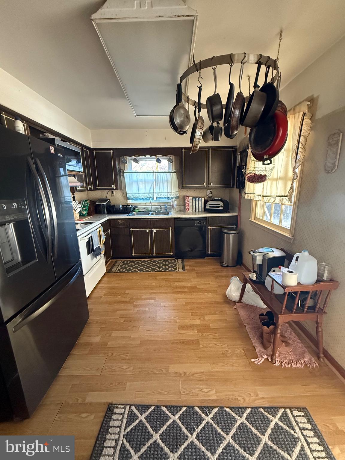 APPLE GROVE - Residential