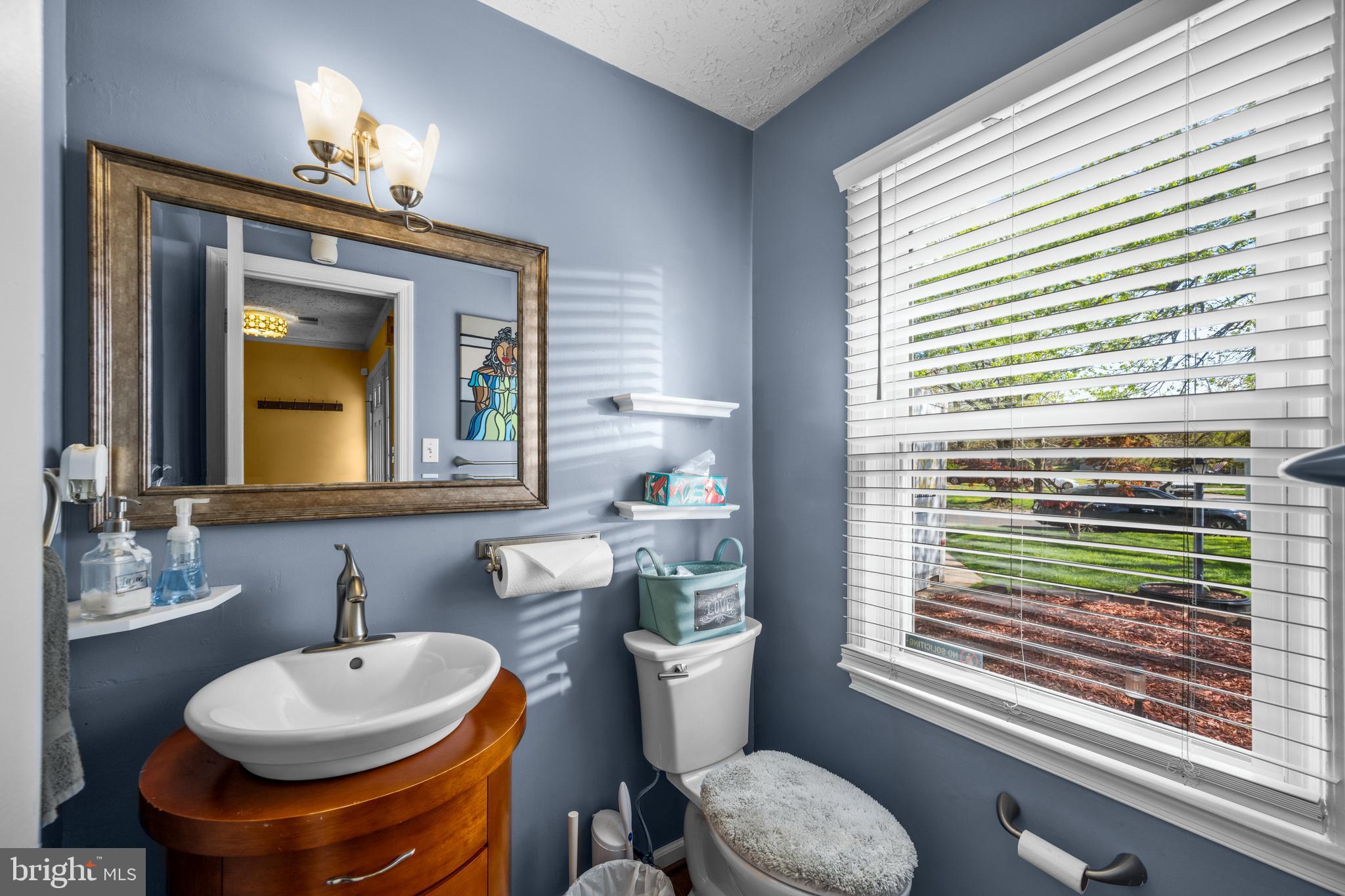 3527 SMOKETHORN COURT