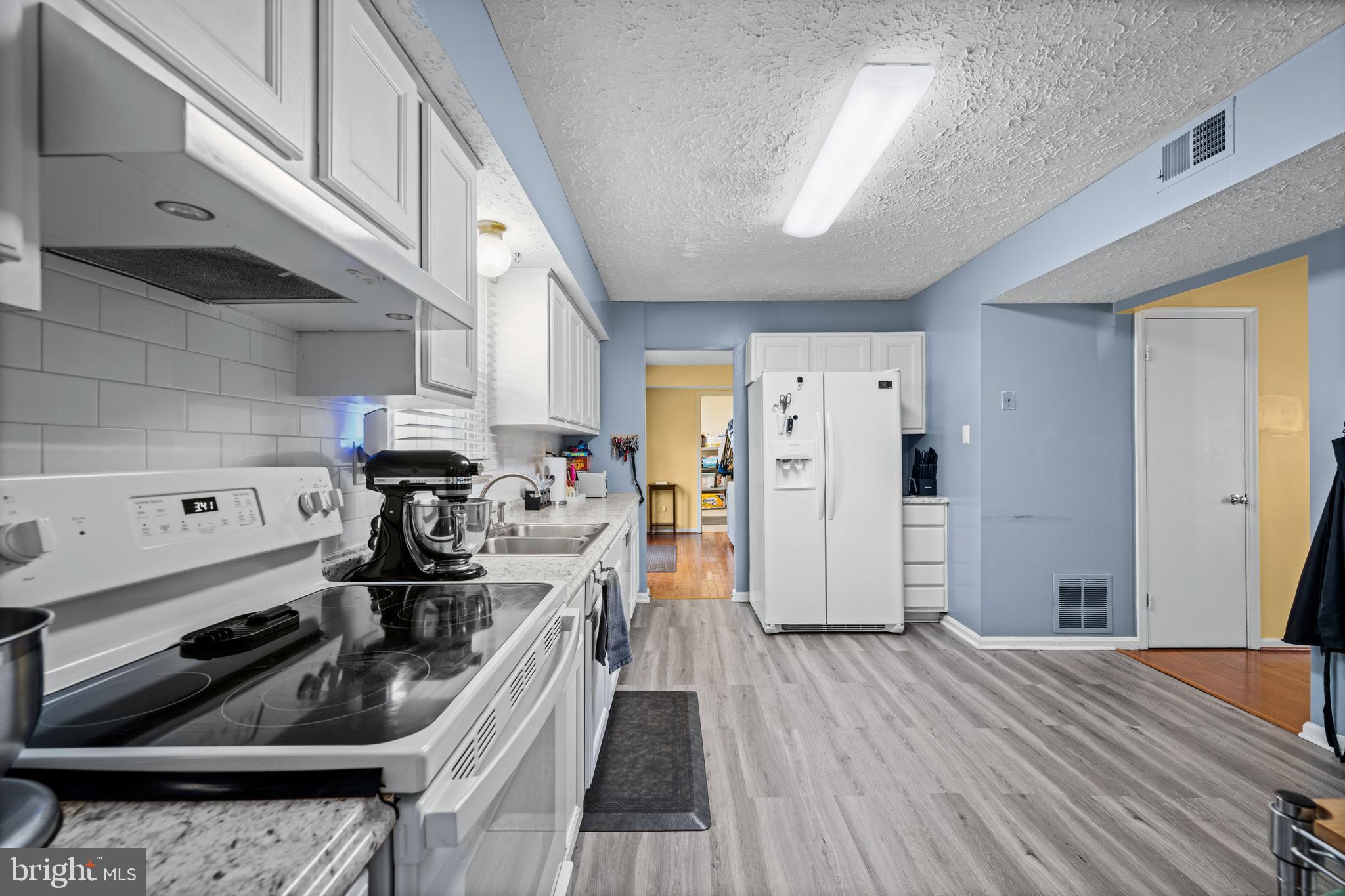 SENTRY WOODS - Residential